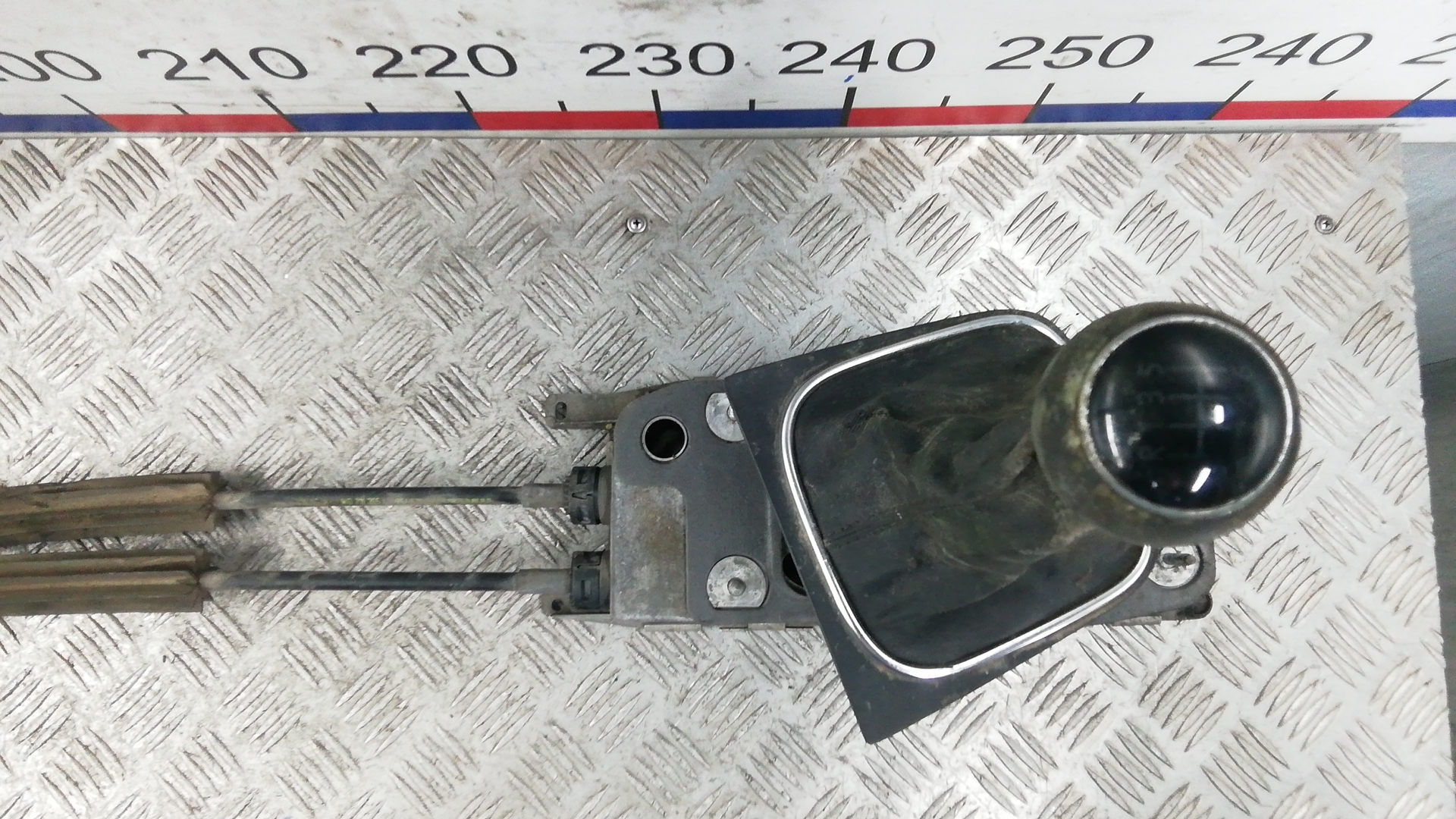 Кулиса МКПП / АКПП