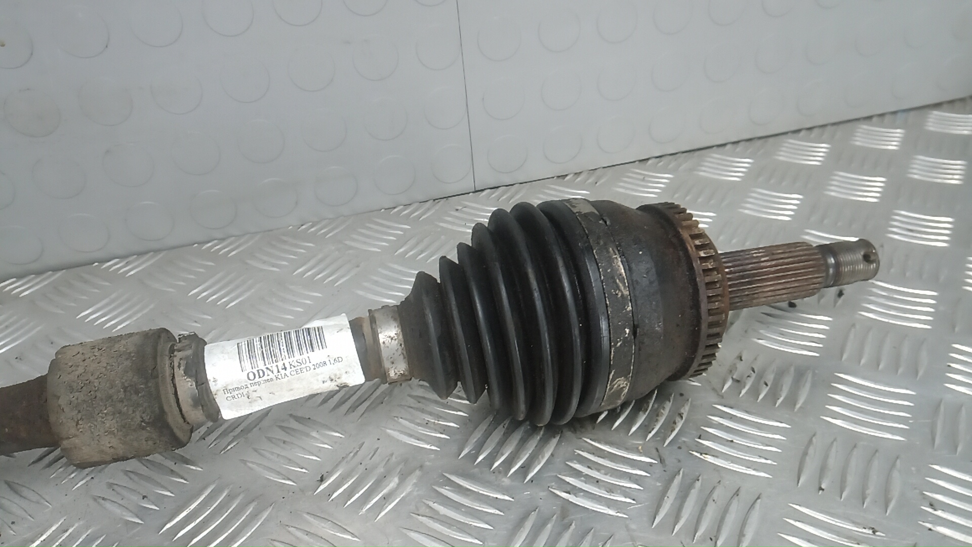 Полуось передняя левая