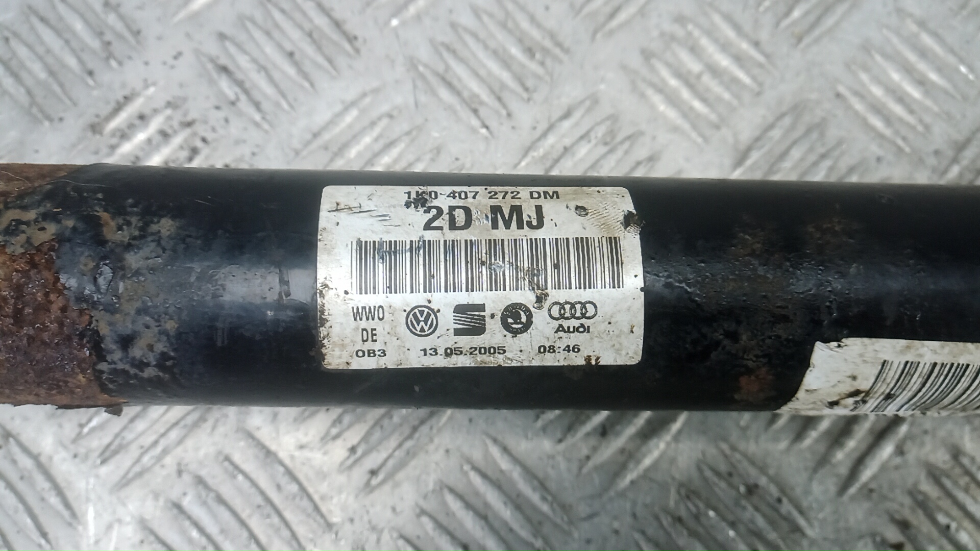 Полуось передняя правая