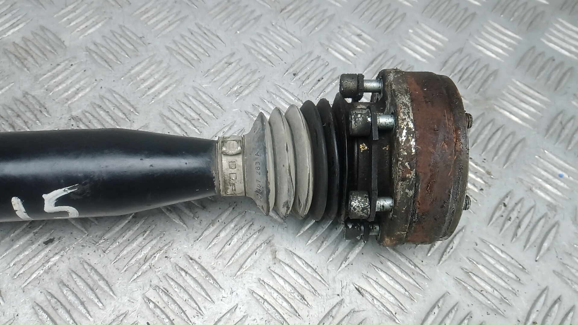 Полуось передняя правая