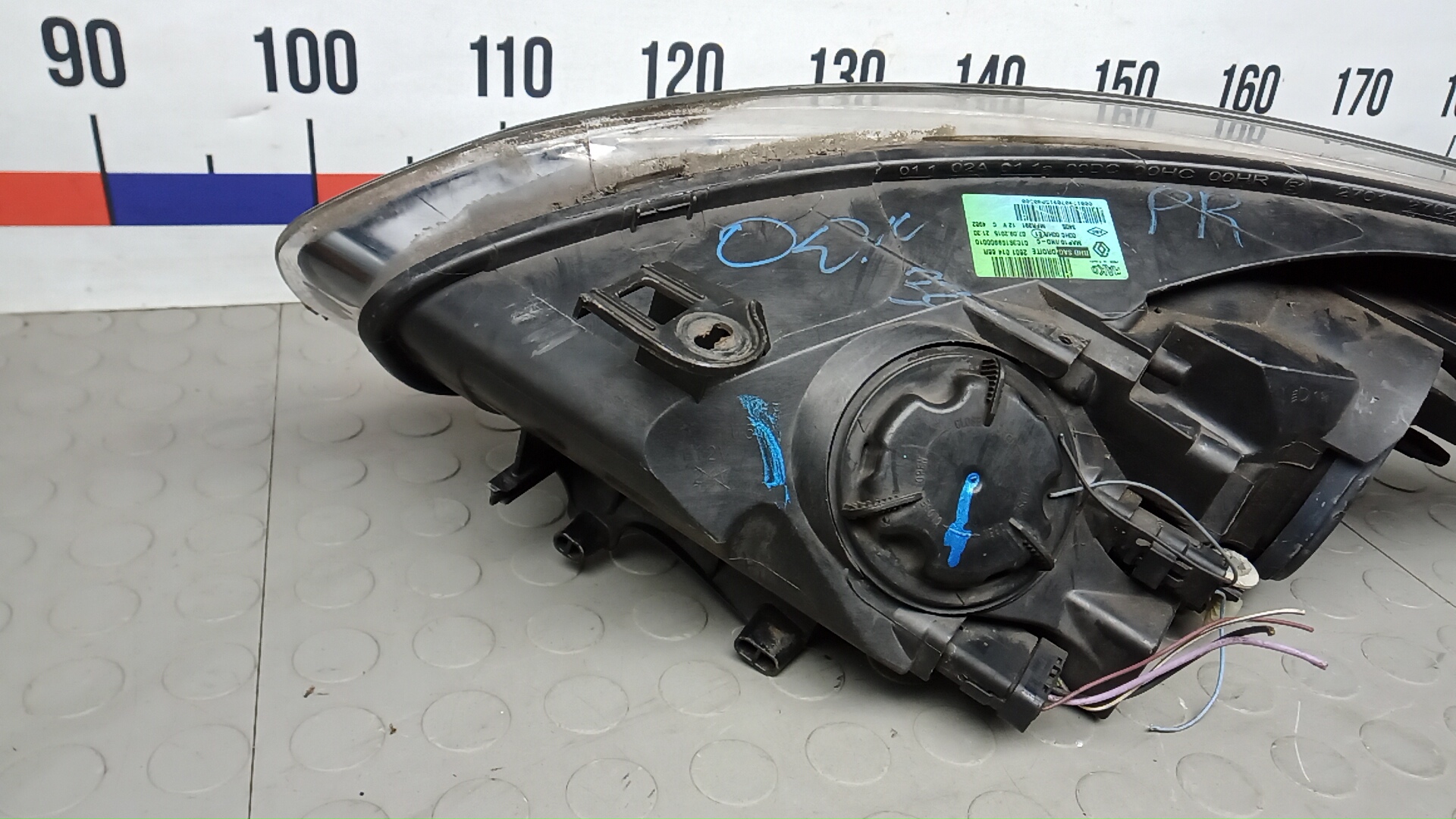 Фара правая