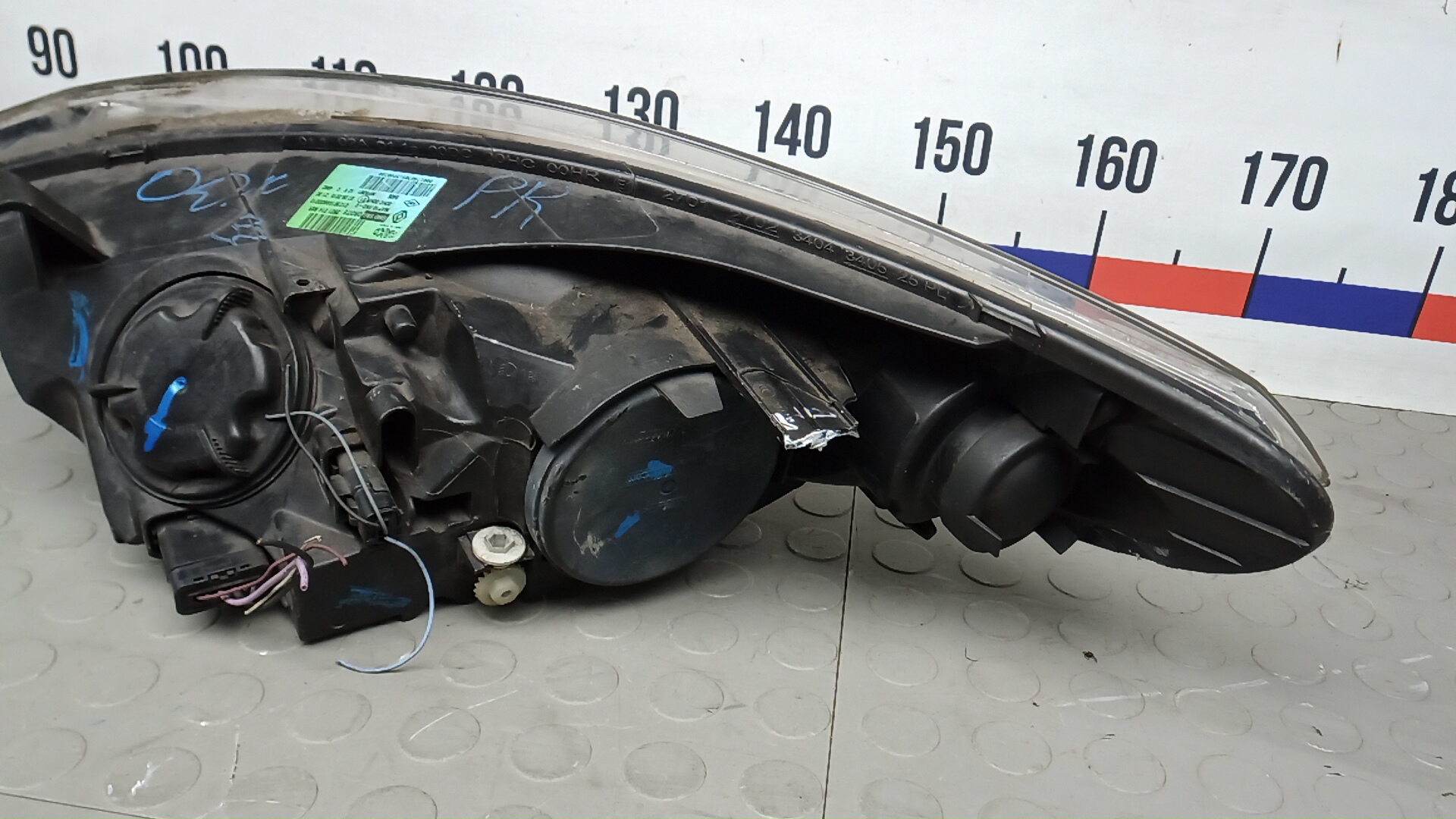 Фара правая