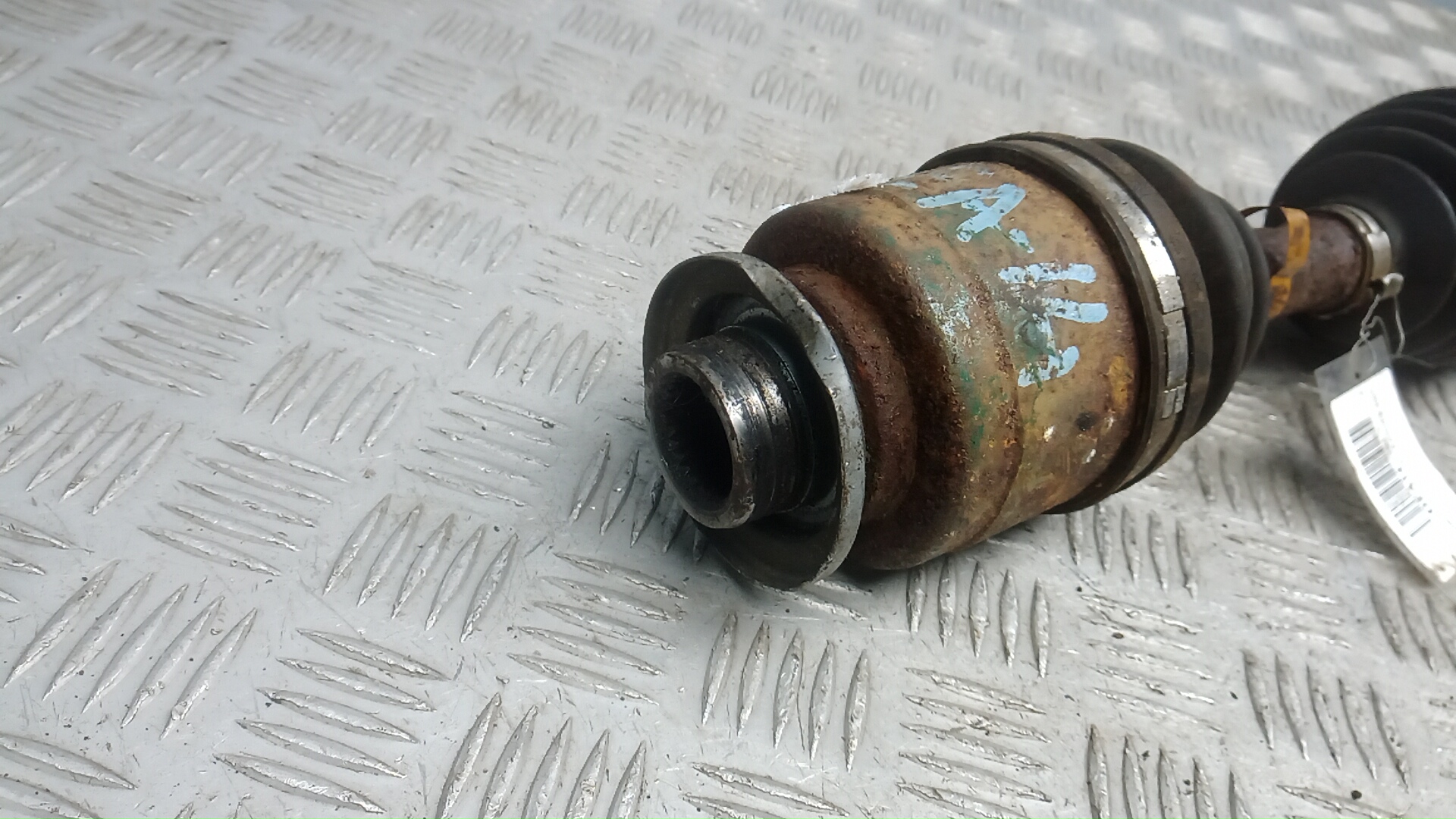 Полуось передняя правая