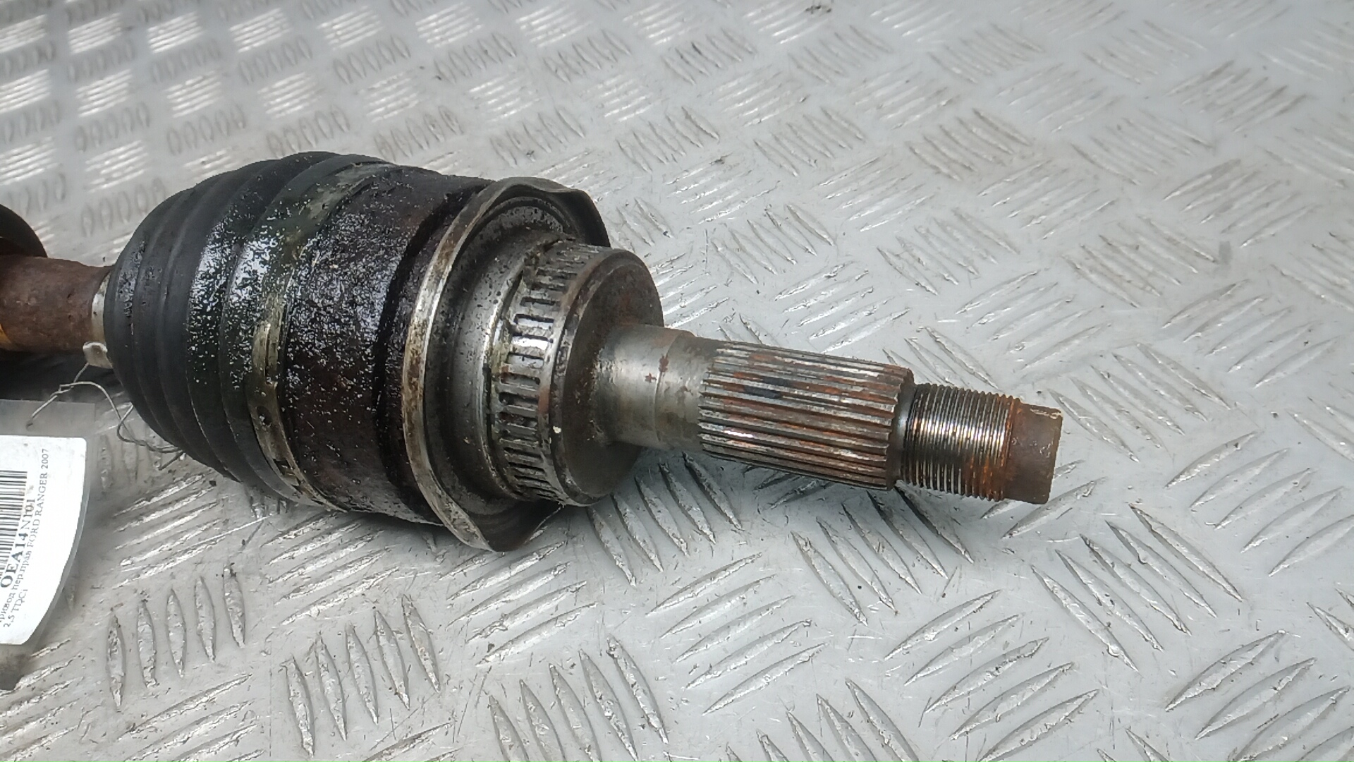 Полуось передняя правая