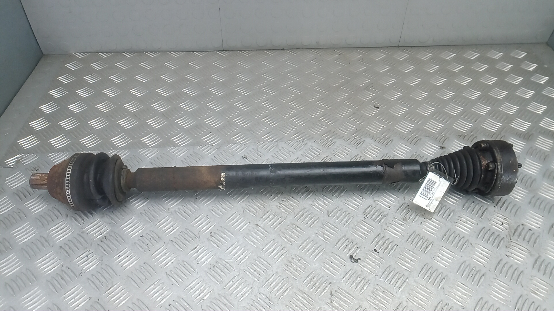 Полуось передняя правая