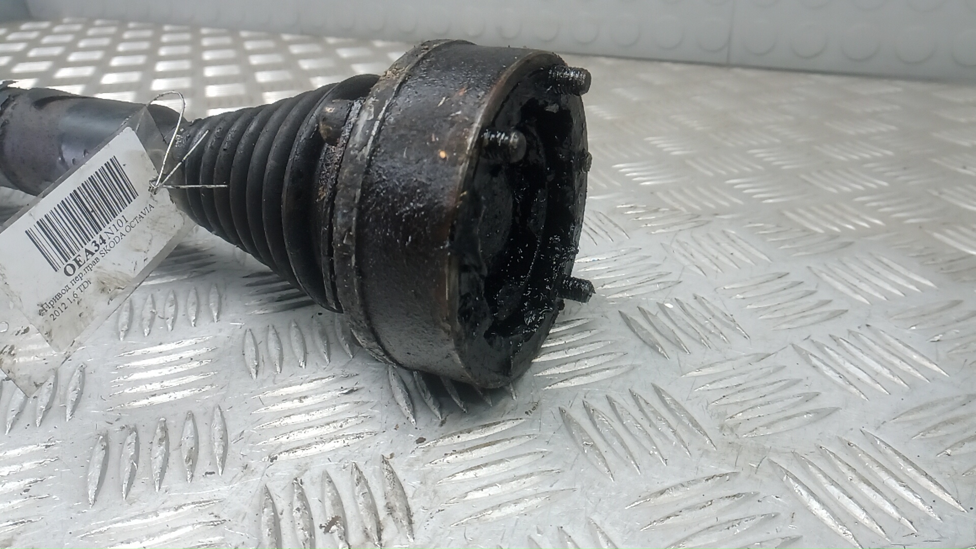 Полуось передняя правая