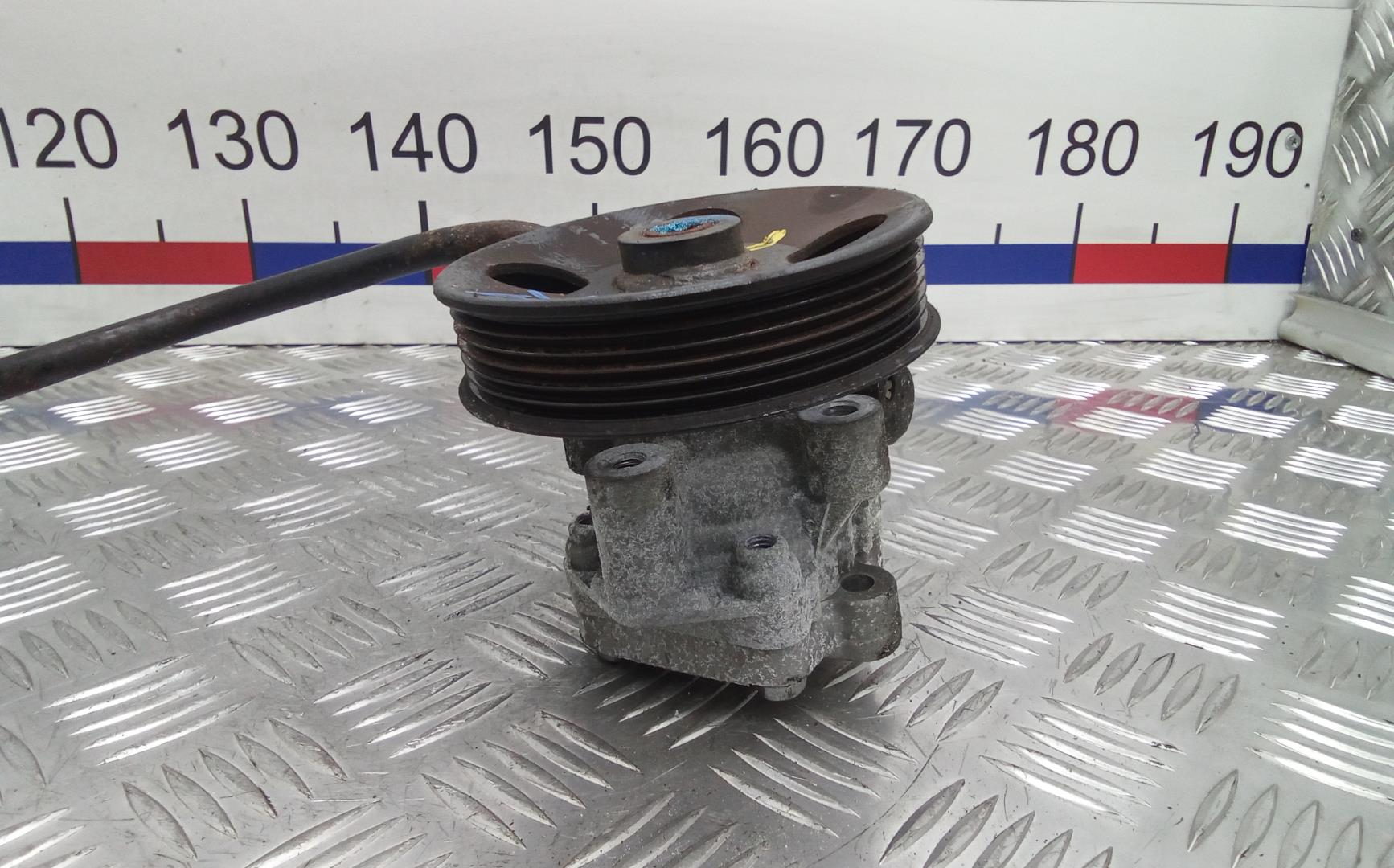 Насос ГУР (гидроусилитель руля)