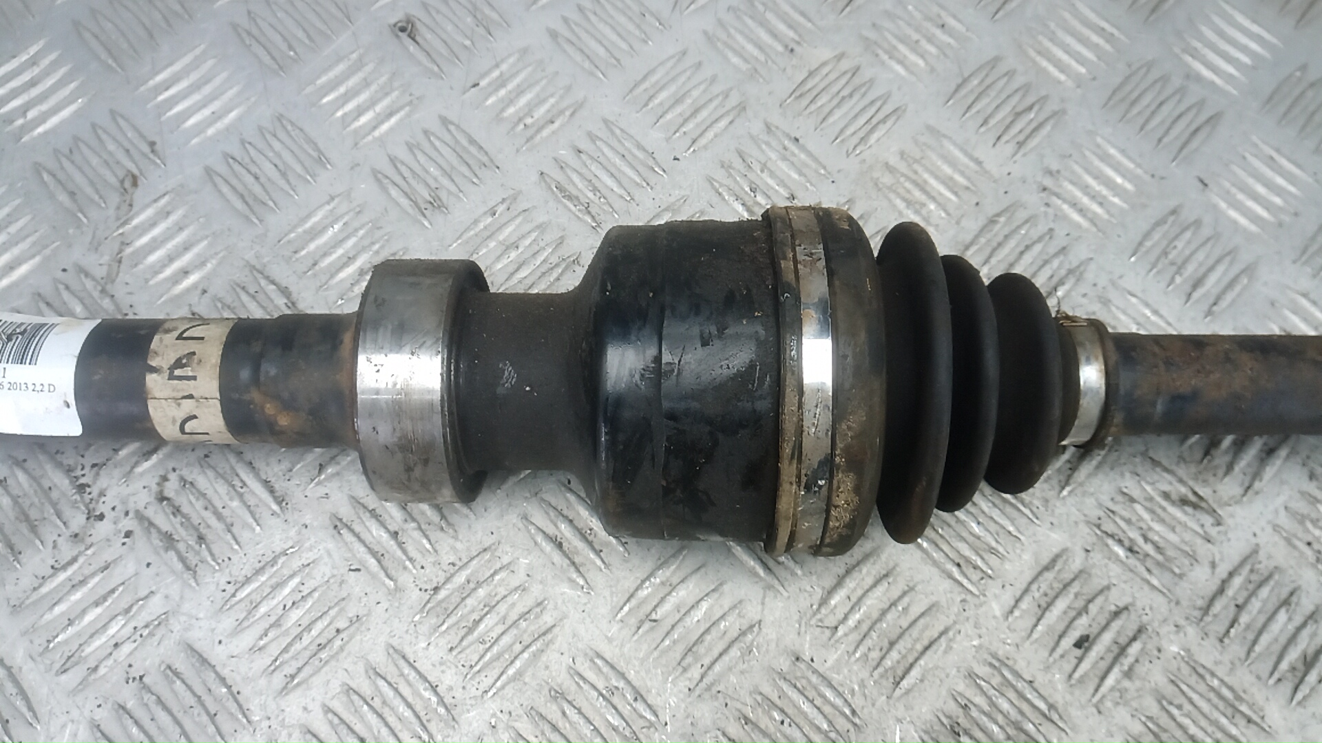 Полуось передняя правая