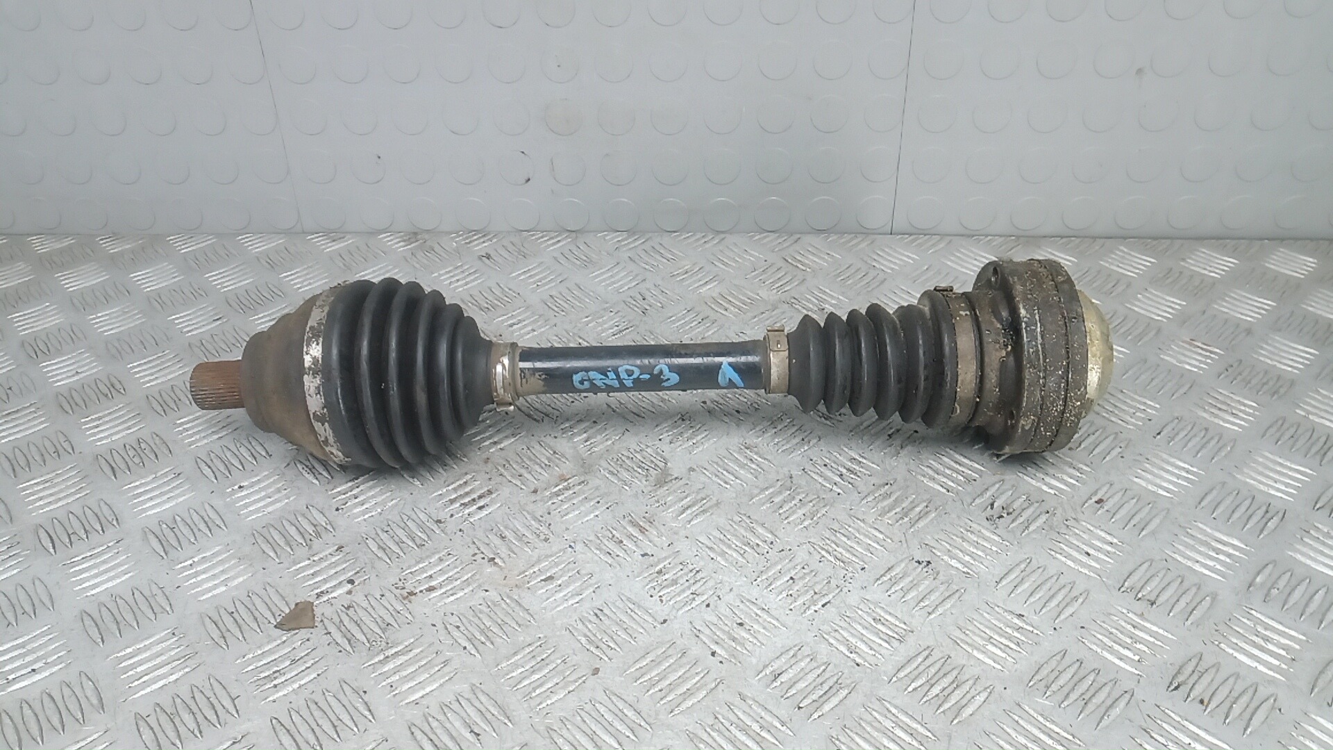 Полуось передняя левая