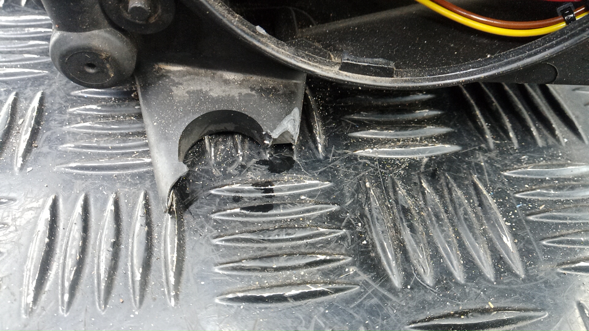 Фара правая