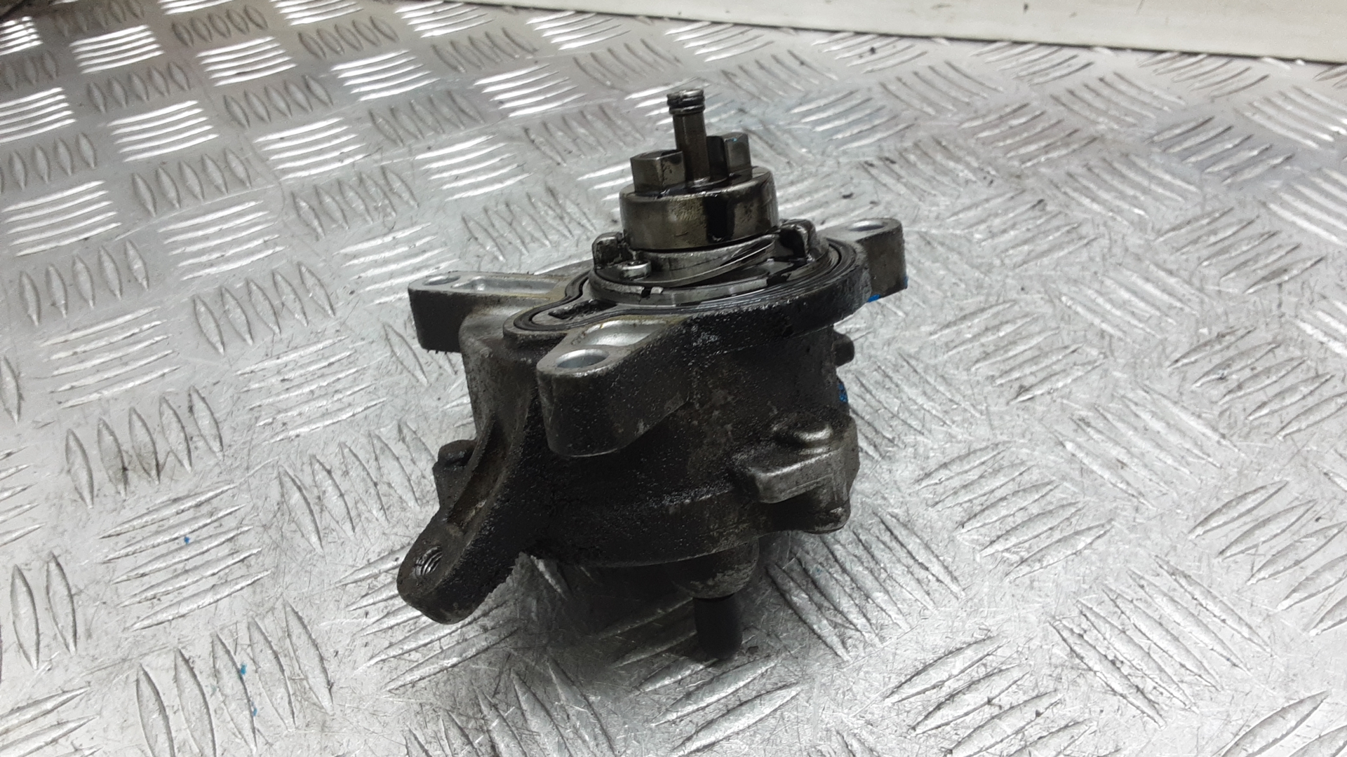 Насос вакуумный