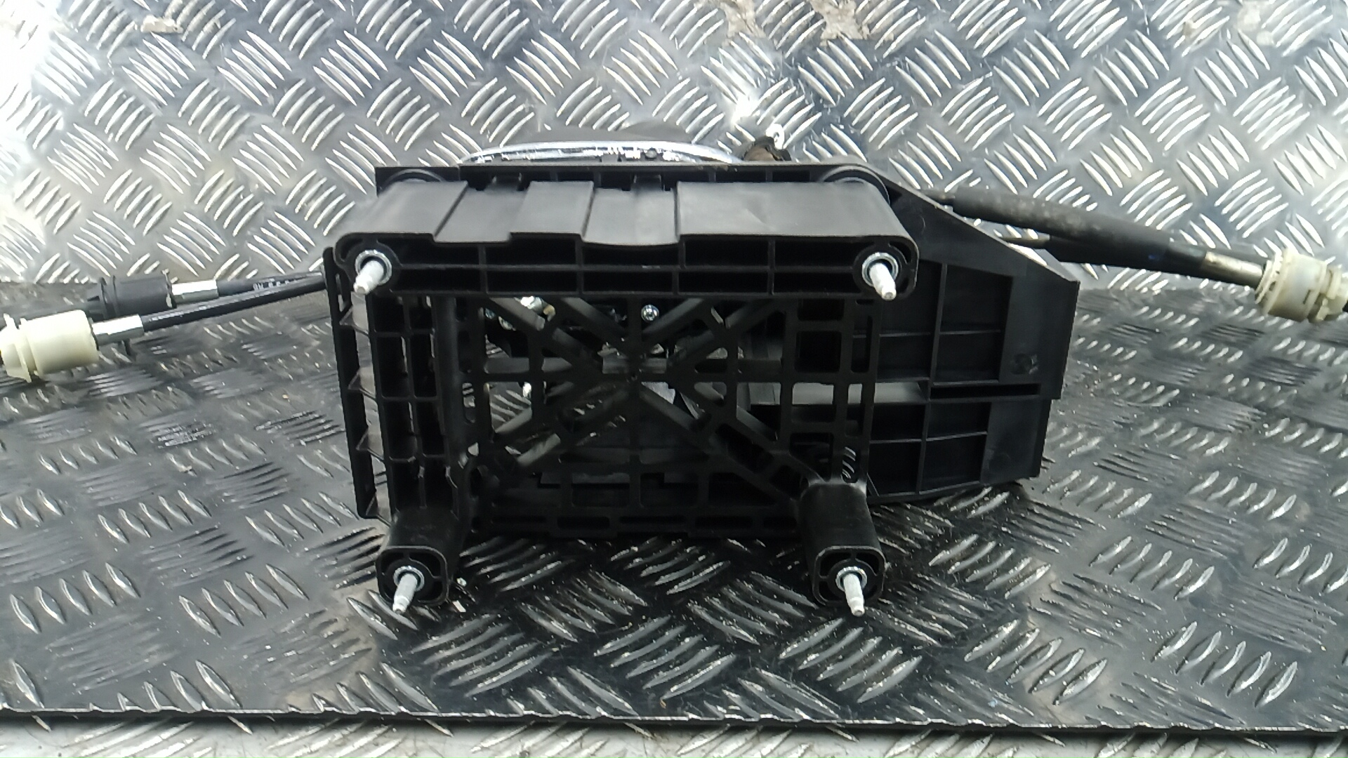 Кулиса МКПП / АКПП