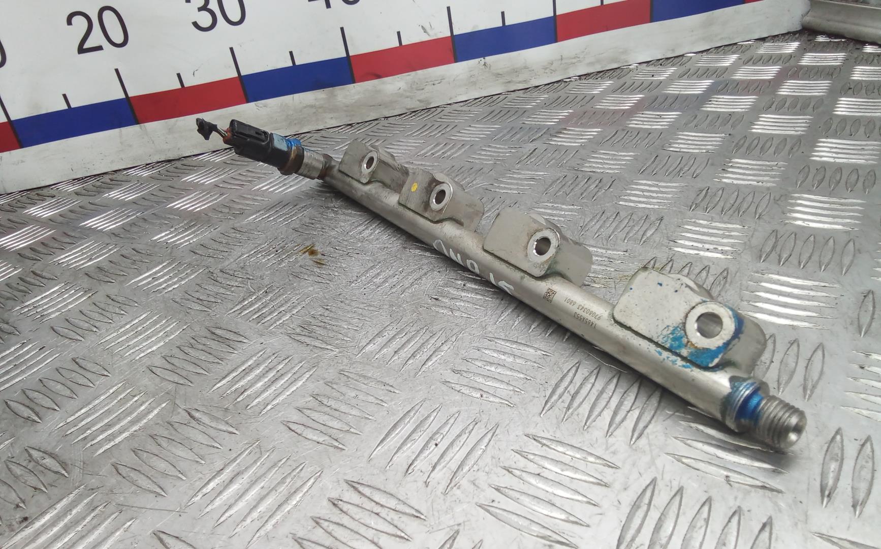 Рейка топливная (рампа)