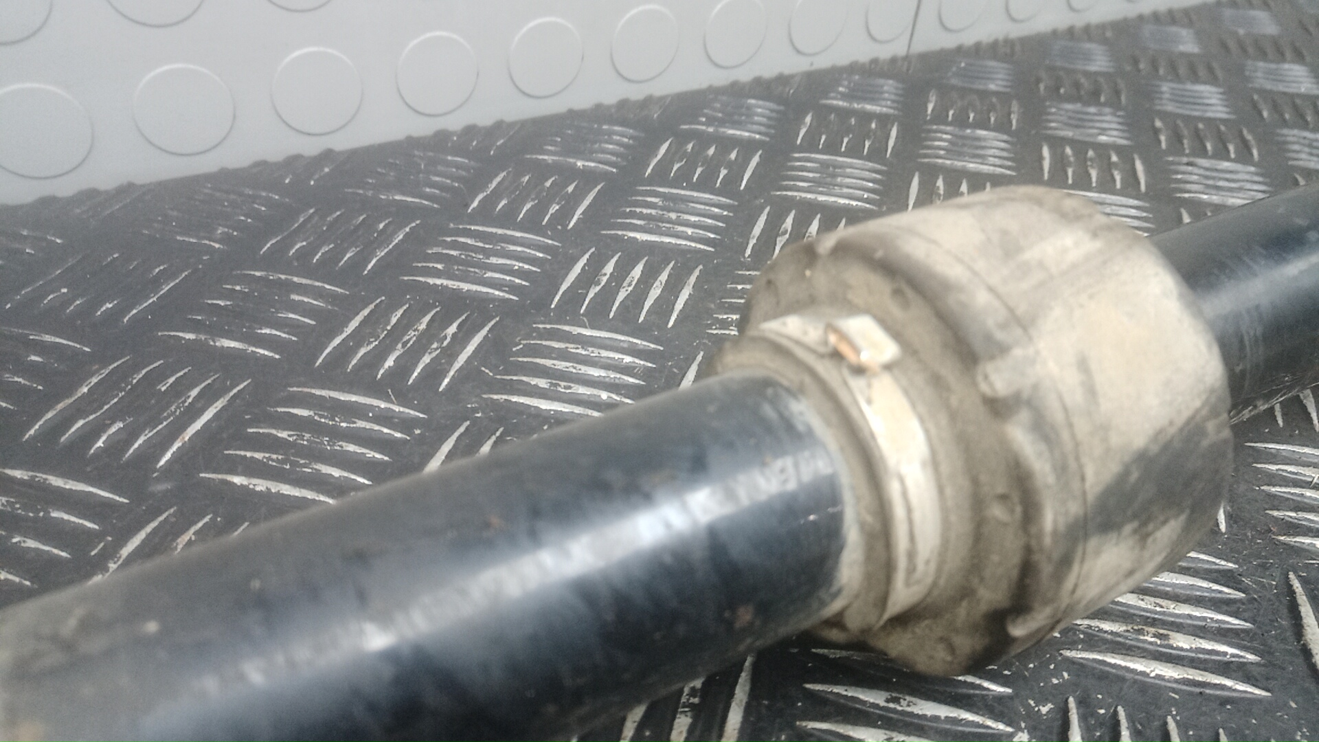 Полуось передняя правая