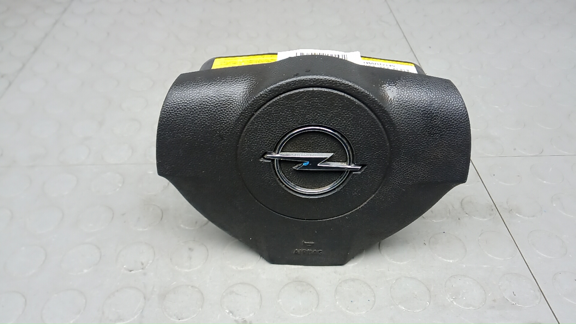 Подушка безопасности в рулевое колесо