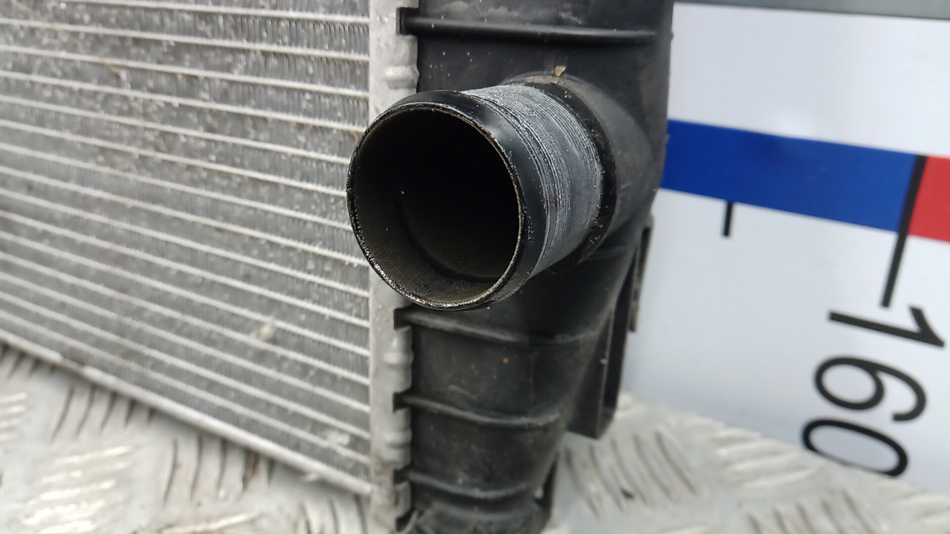 Радиатор охлаждения двигателя основной