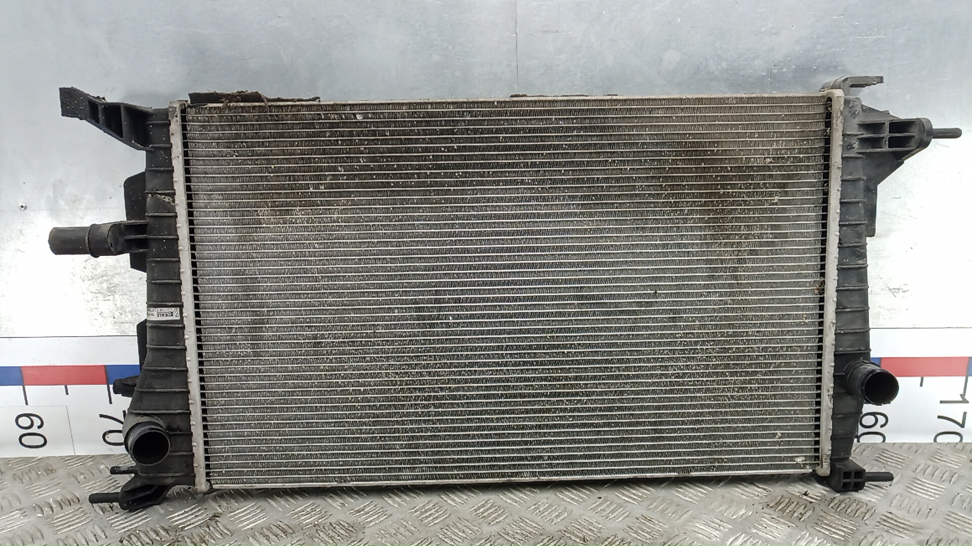 Радиатор охлаждения двигателя основной