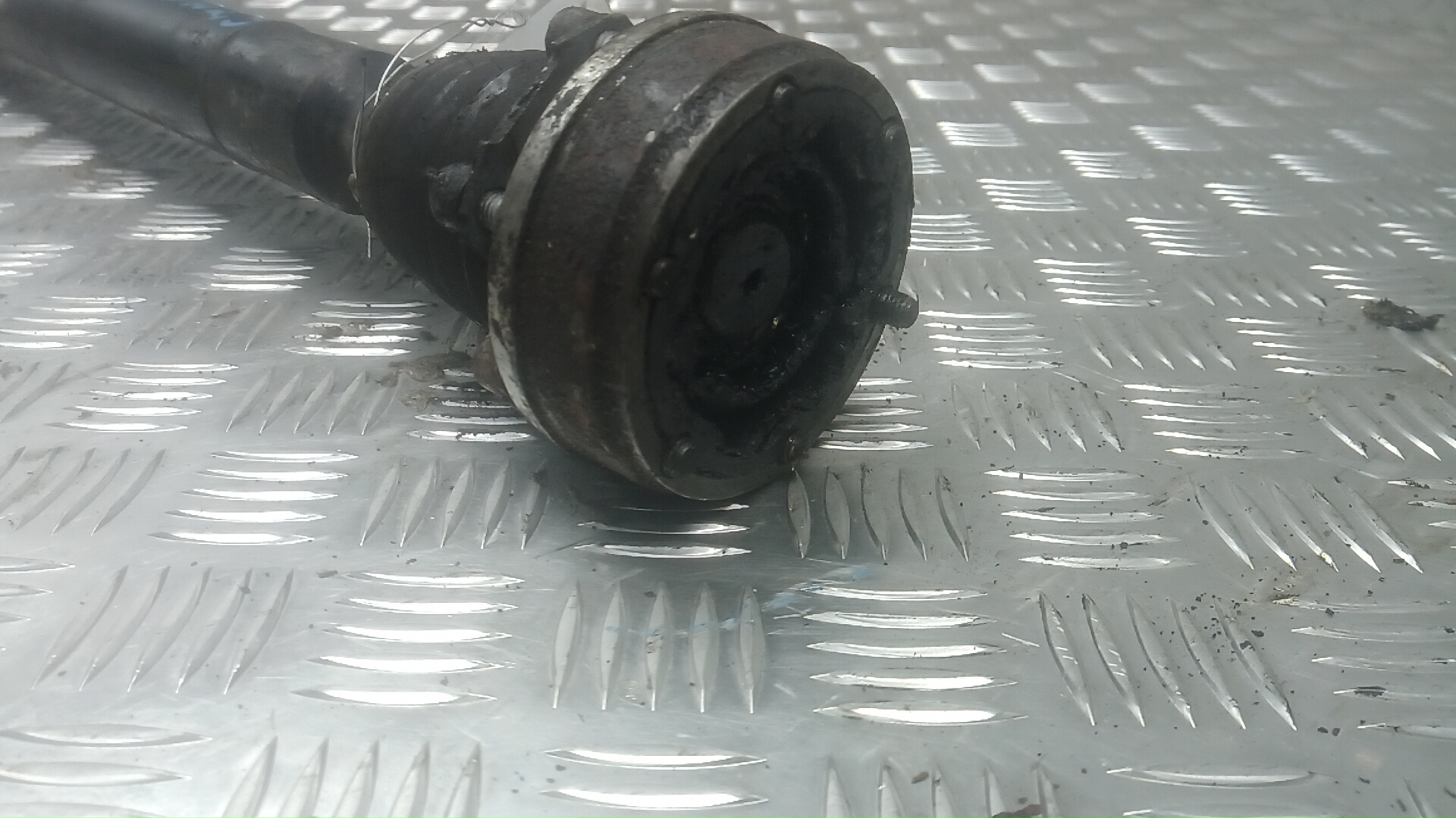 Полуось передняя правая