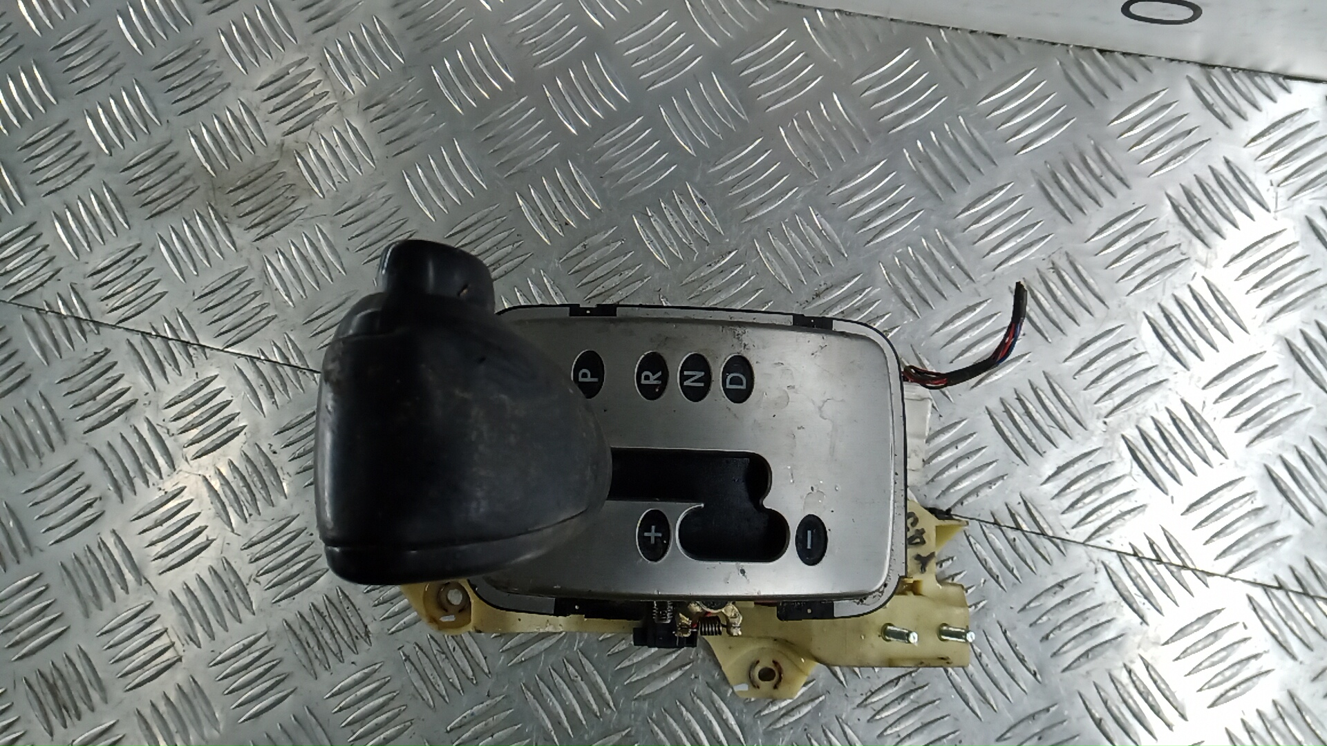 Кулиса МКПП / АКПП