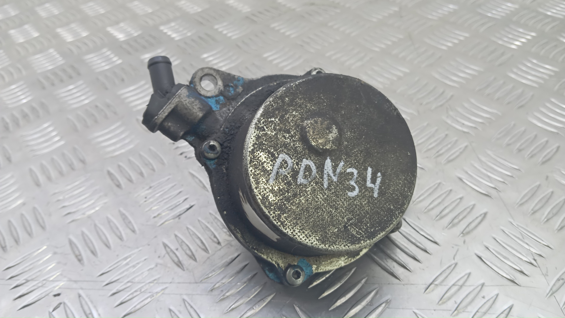 Насос вакуумный