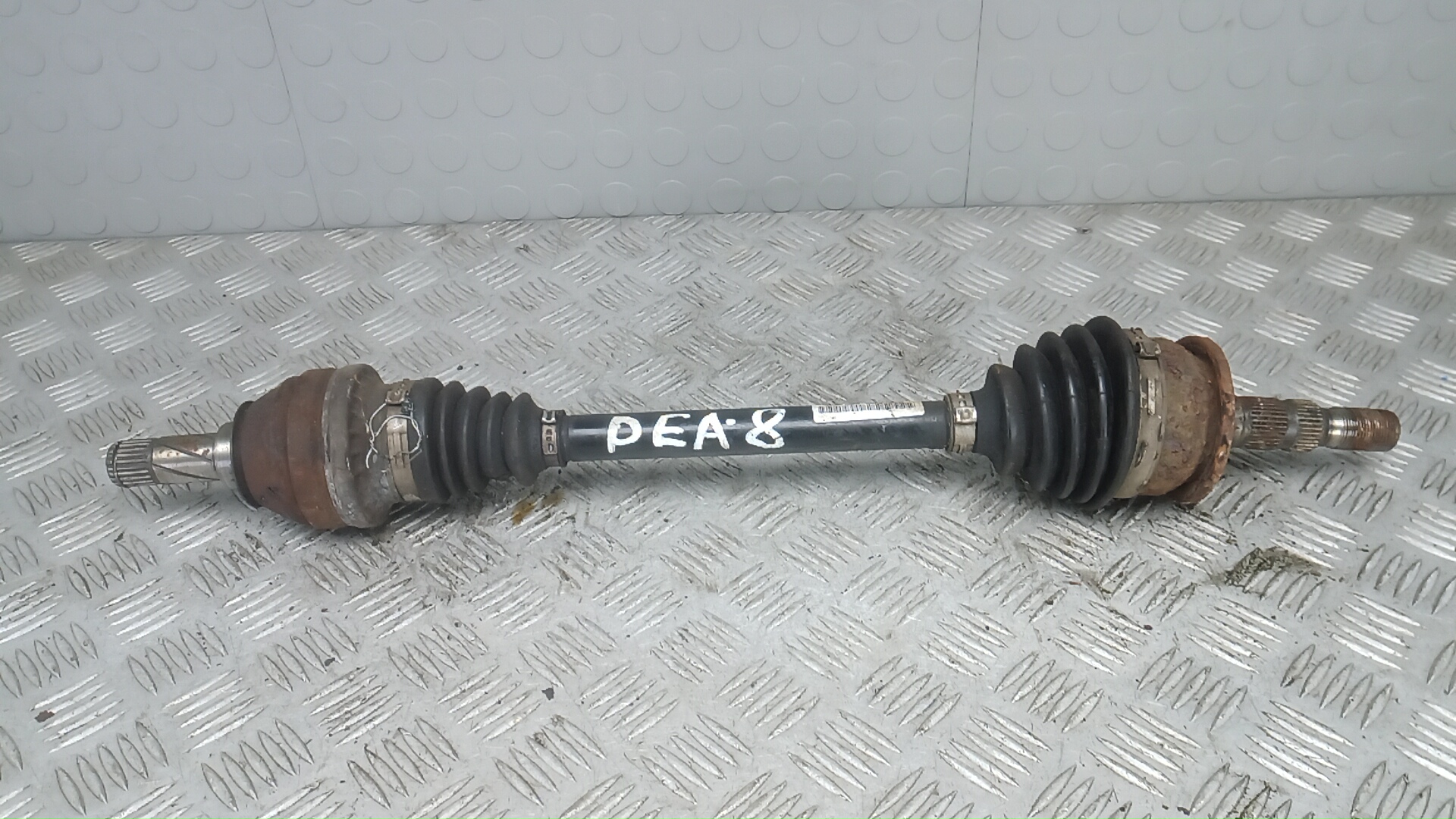 Полуось передняя левая