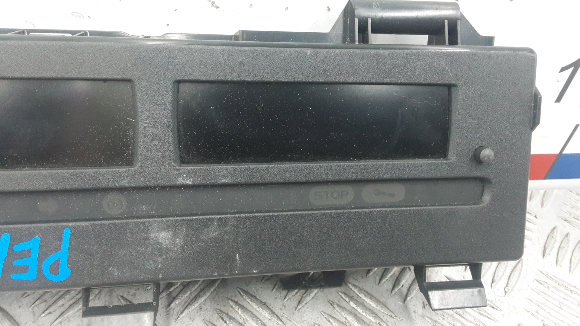 Панель приборов