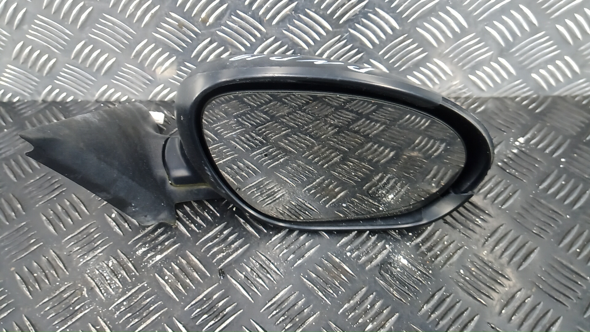 Зеркало правое электрическое