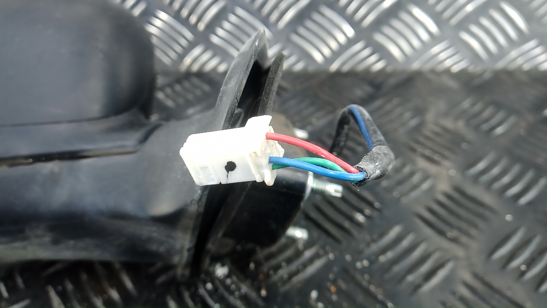 Зеркало правое электрическое