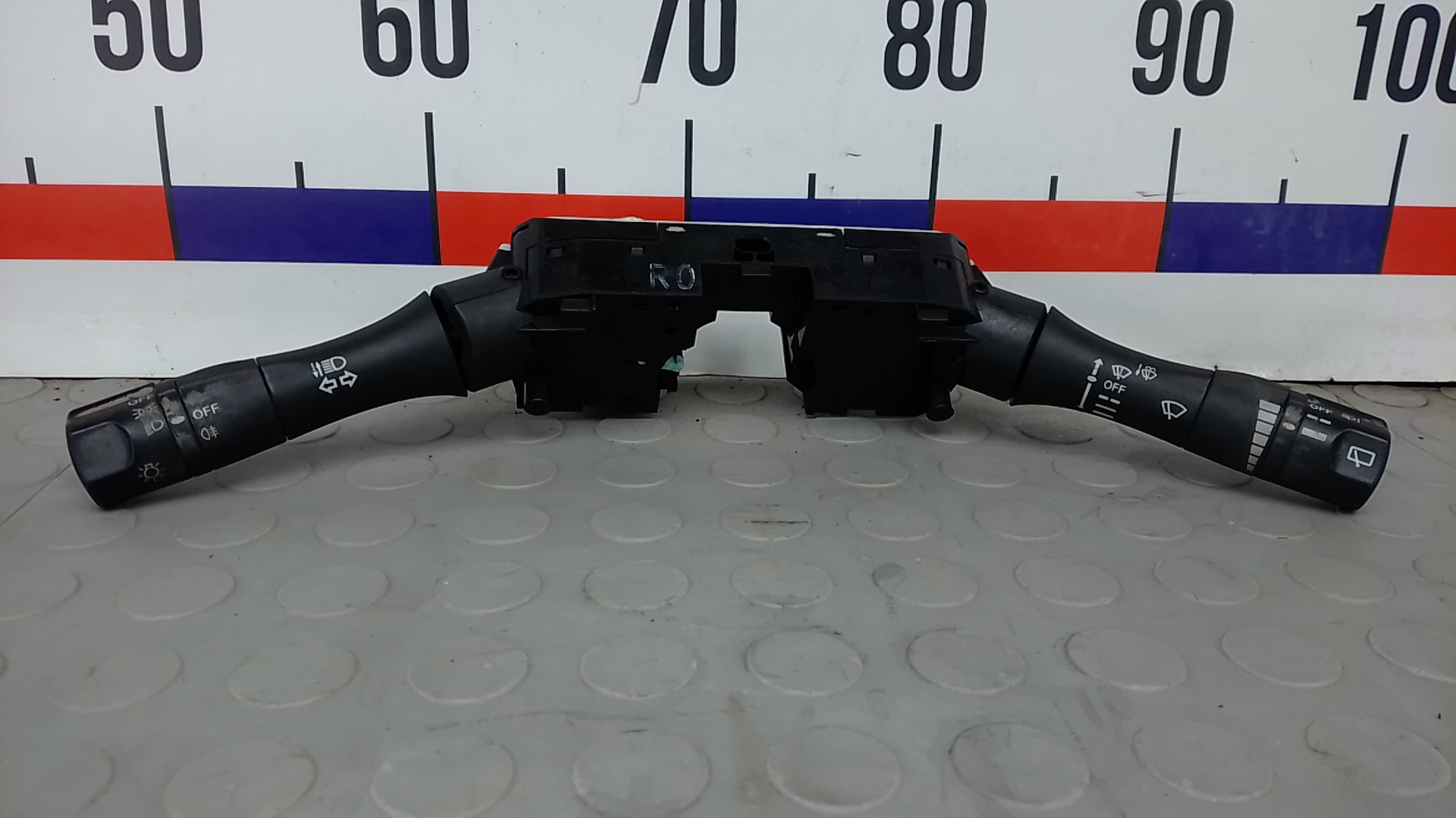 Переключатель подрулевой