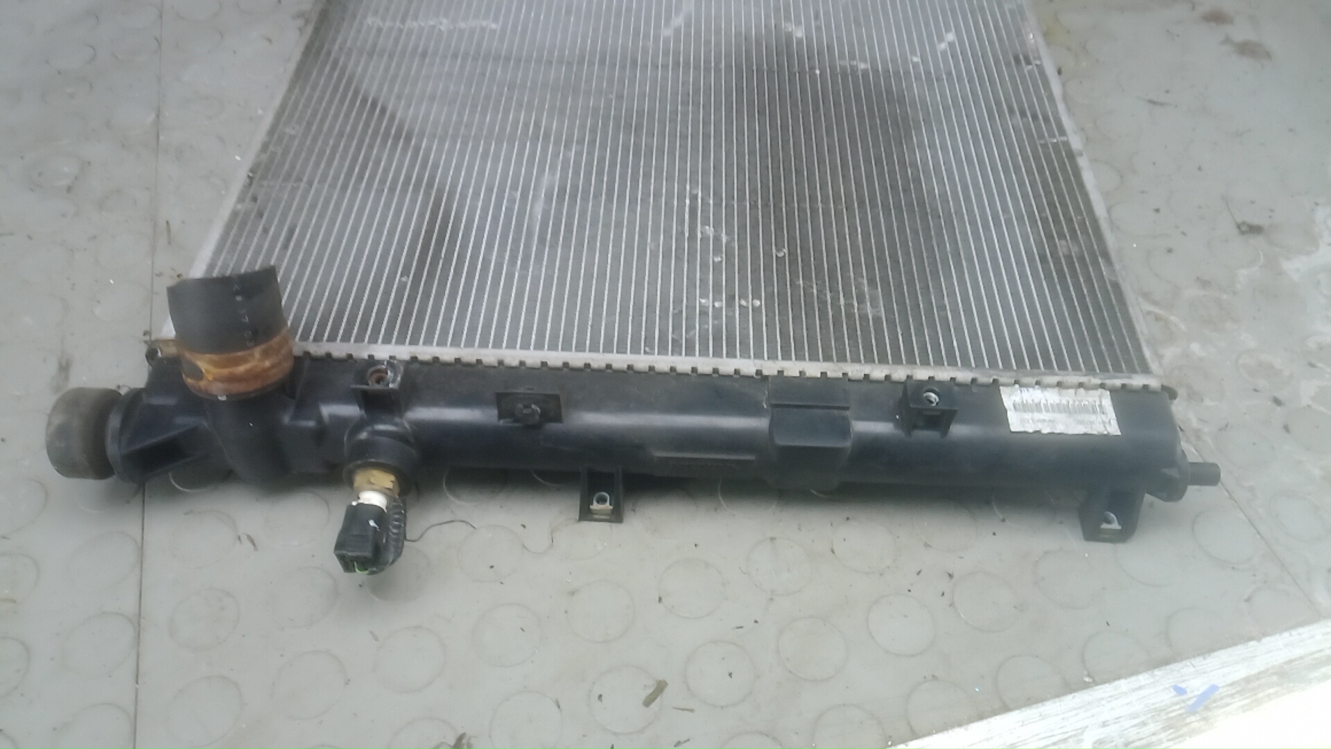 Радиатор охлаждения двигателя основной