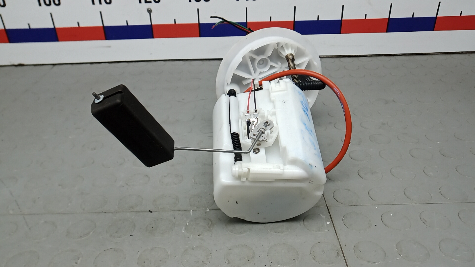 Насос топливный электрический