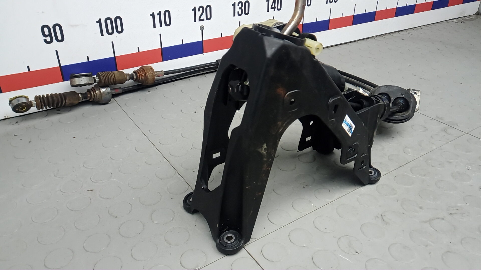 Кулиса МКПП / АКПП