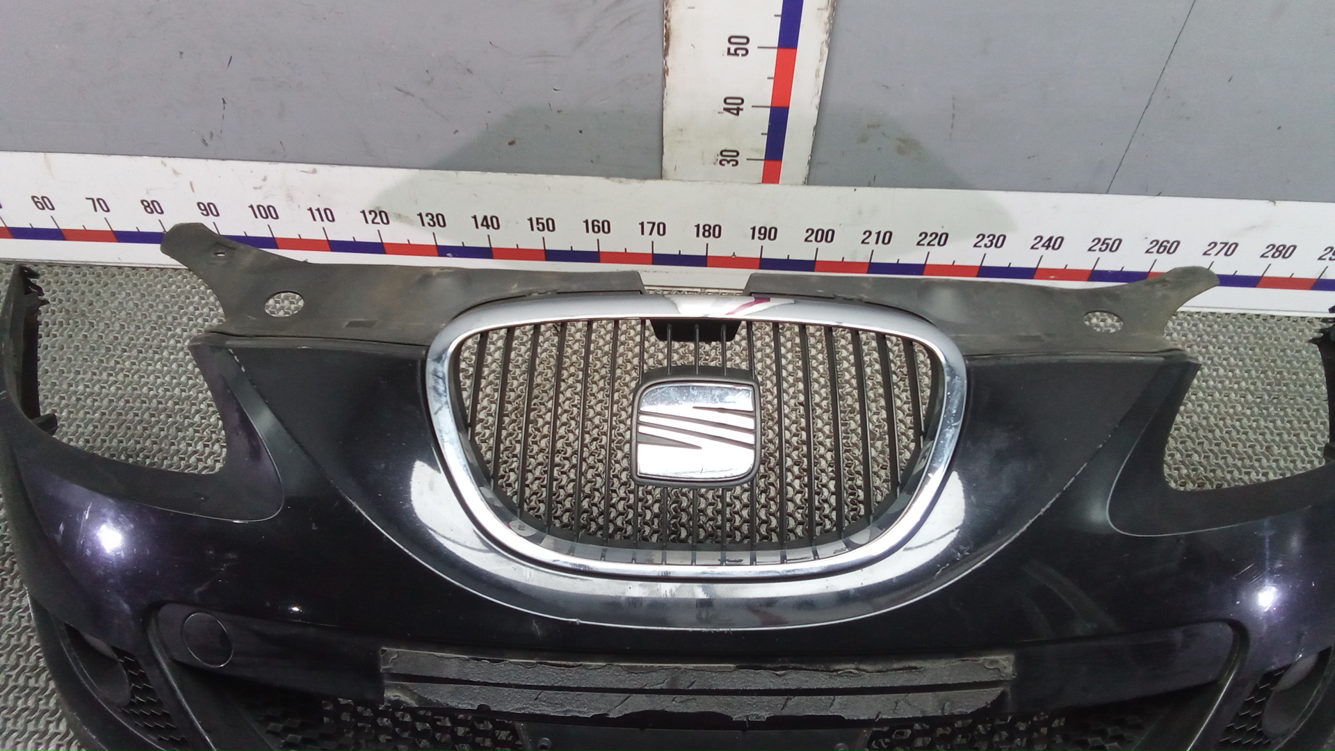 Бампер передний