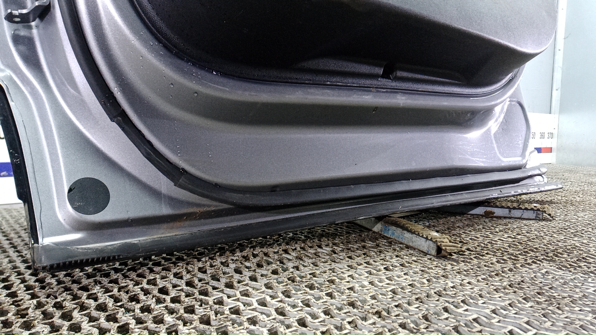 Дверь передняя правая