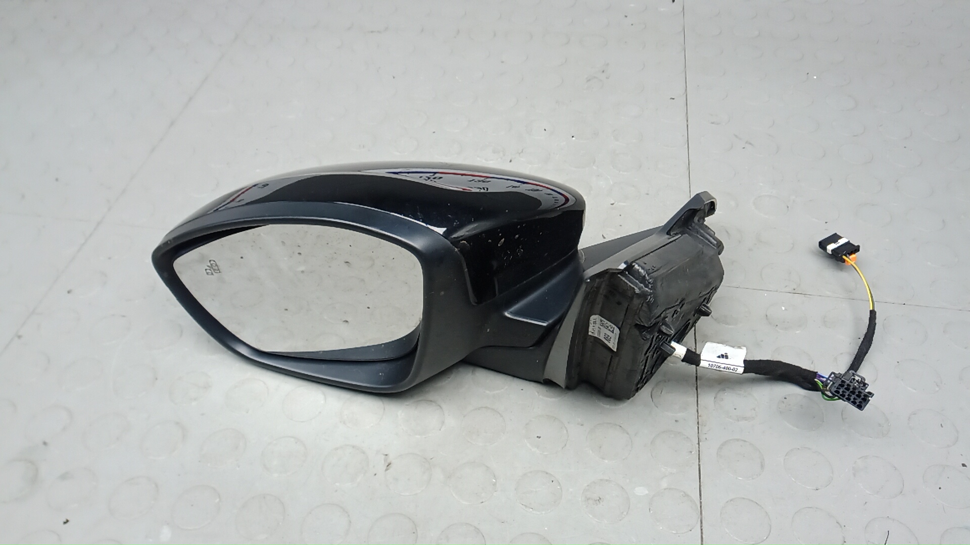 Зеркало левое электрическое