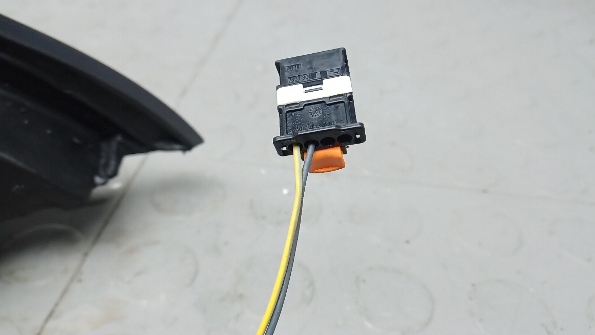 Зеркало левое электрическое