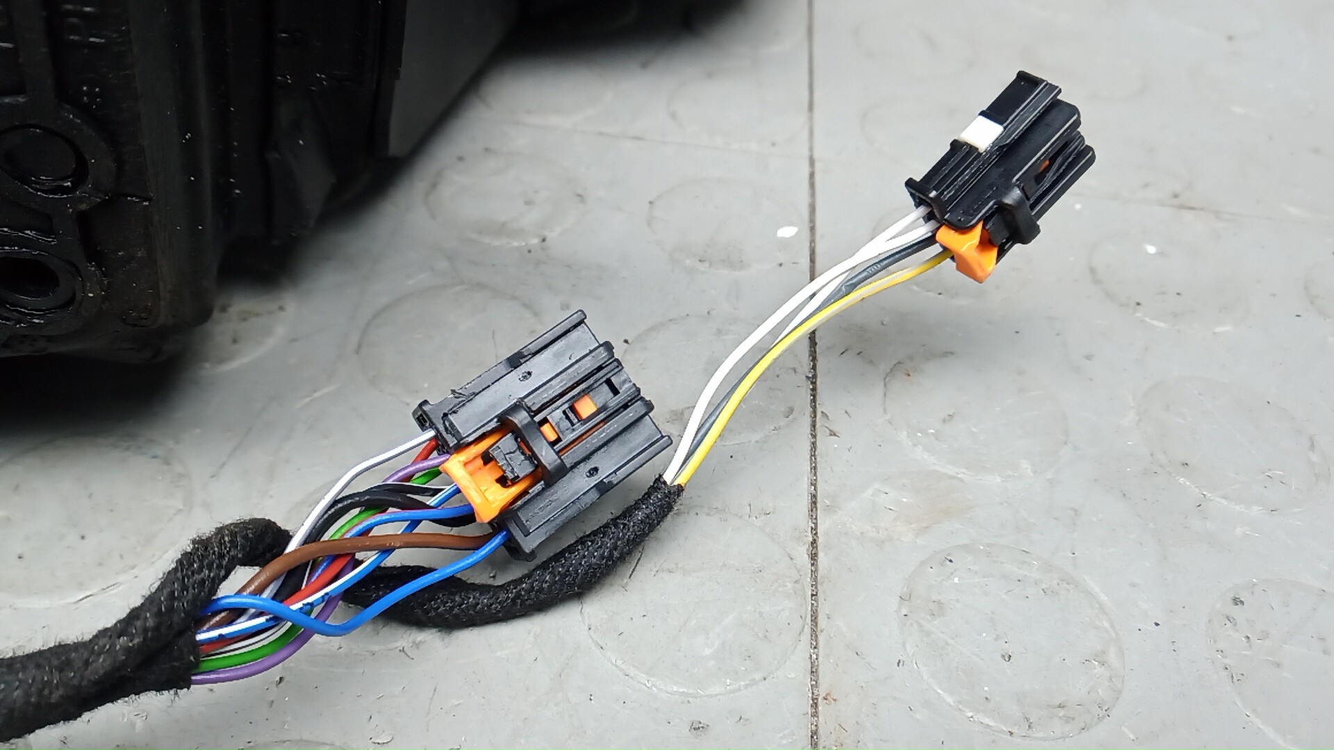 Зеркало правое электрическое