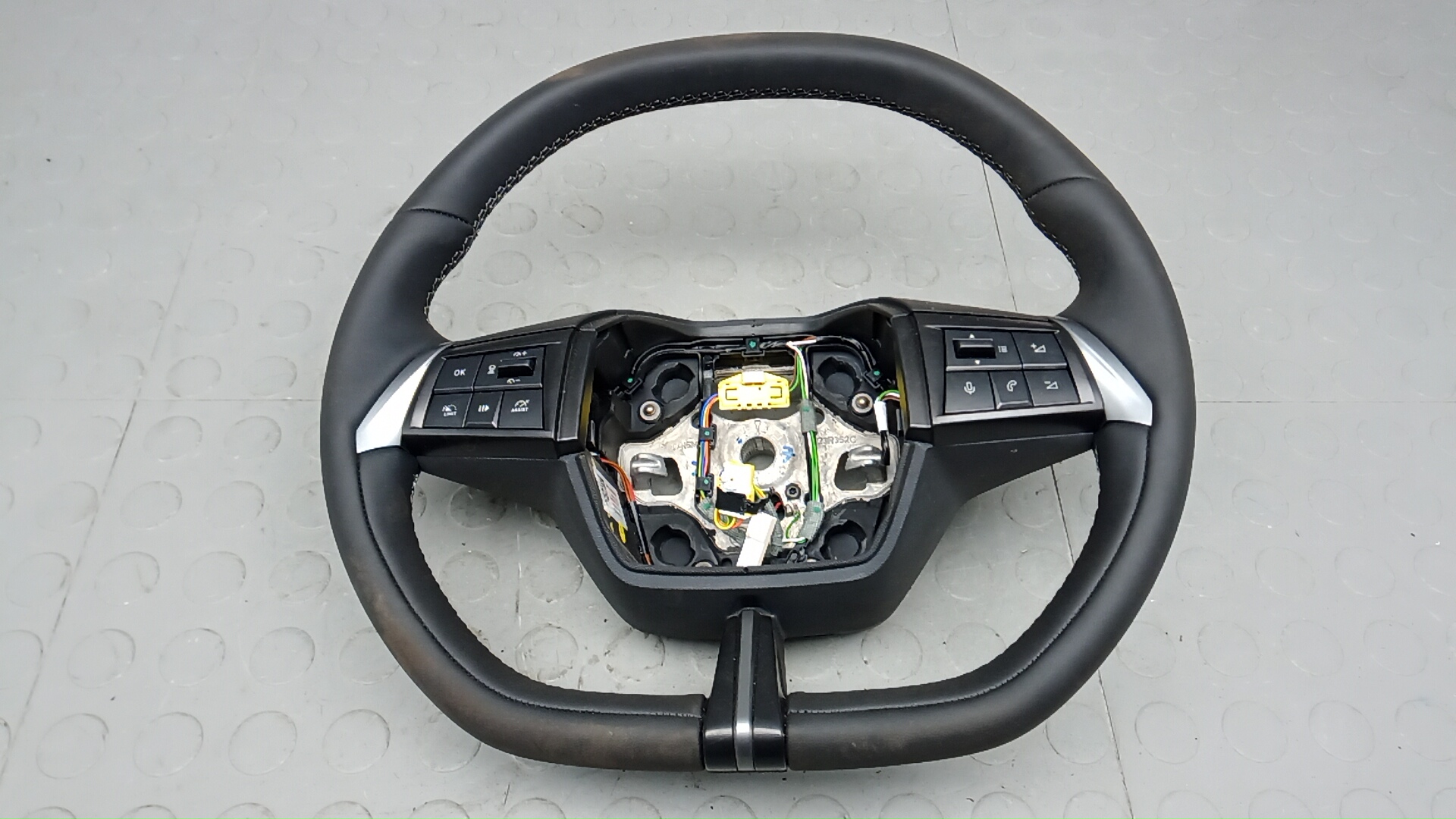 Рулевое колесо (руль)