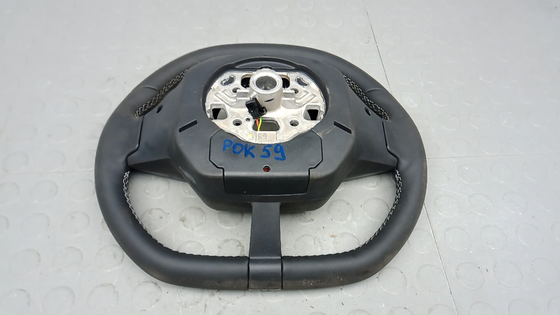 Рулевое колесо (руль)