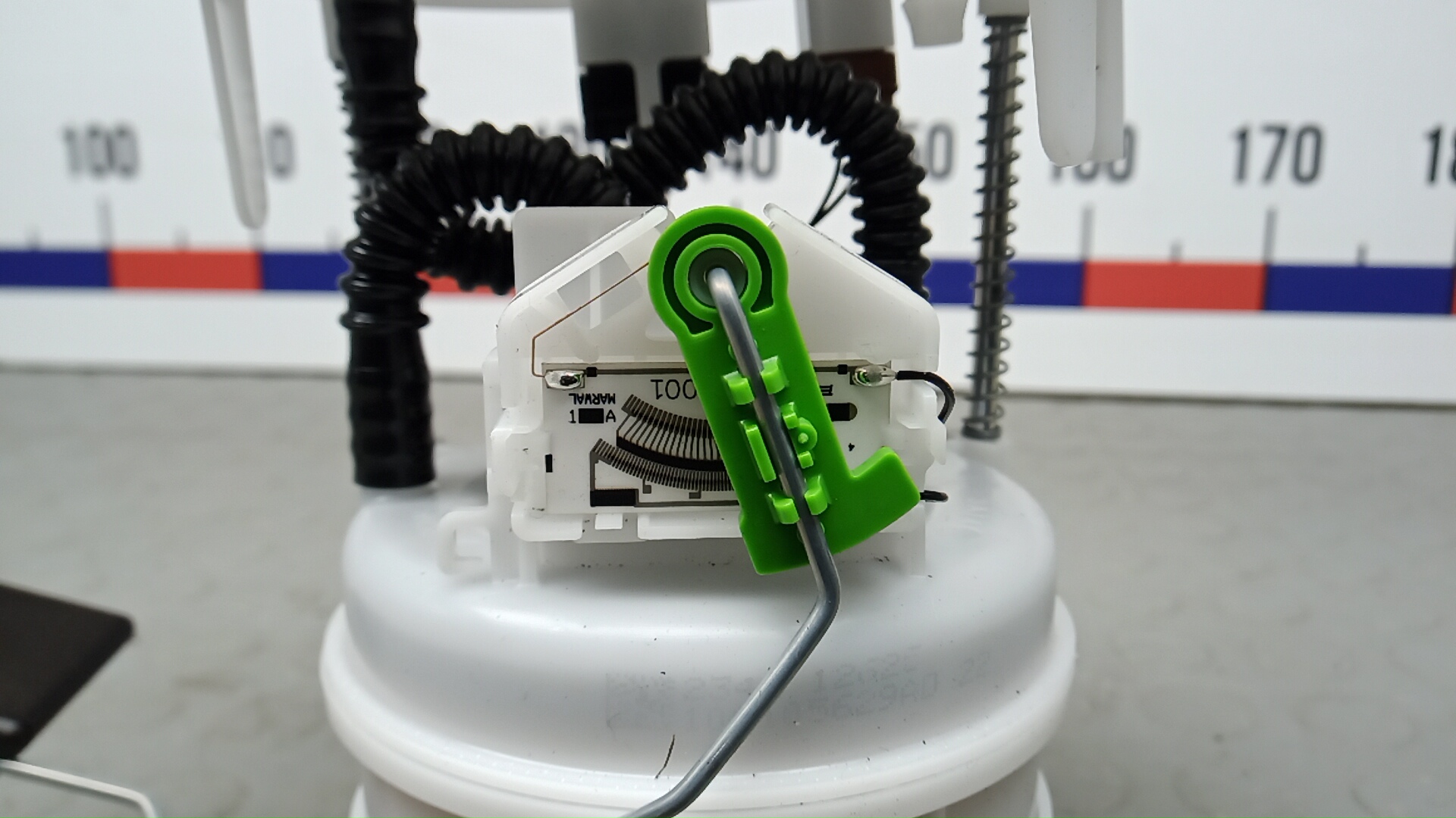 Насос топливный электрический