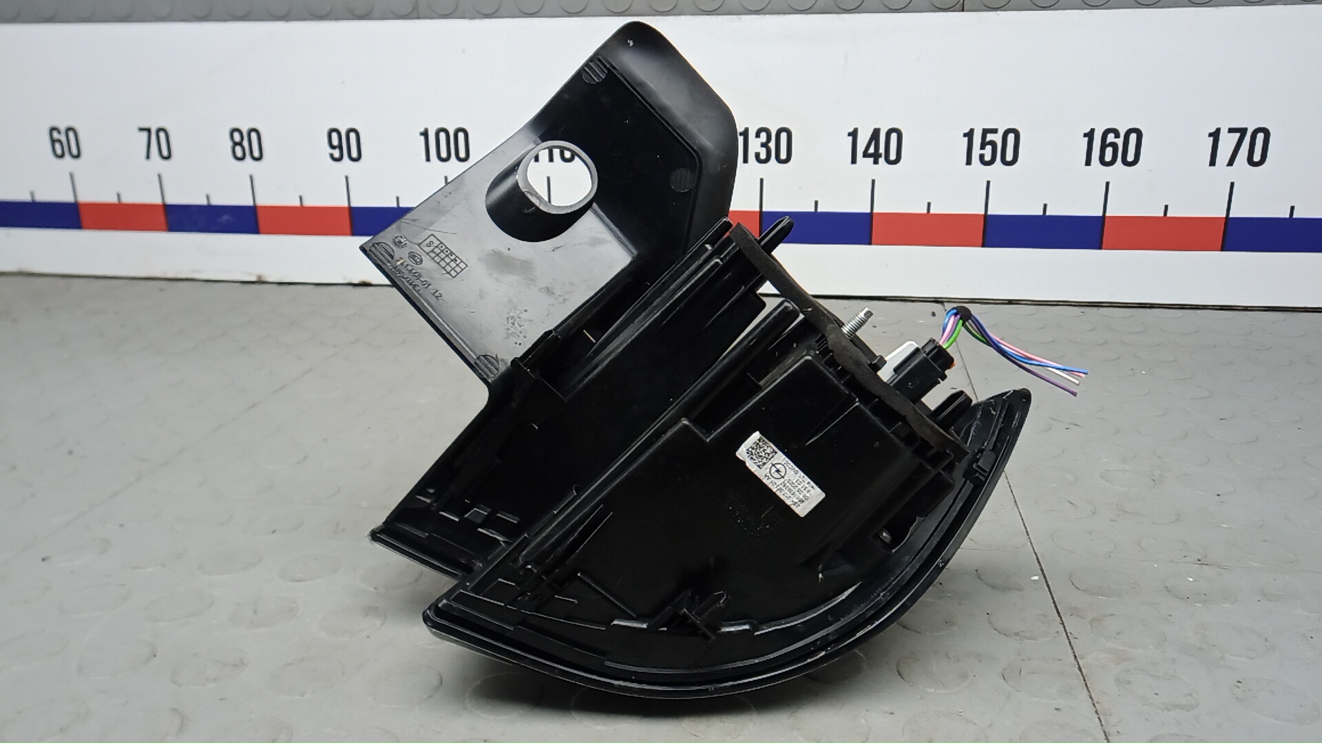 Фонарь задний левый