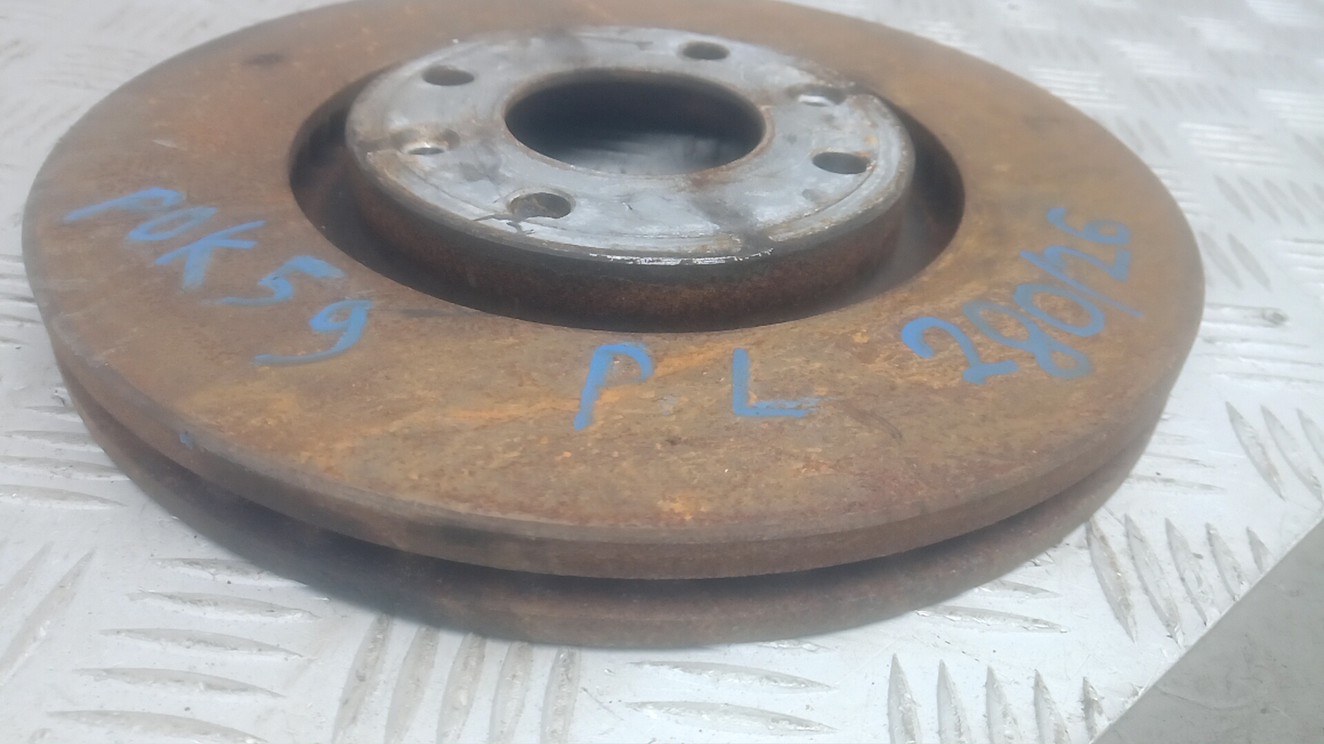 Диск тормозной передний вентилируемый