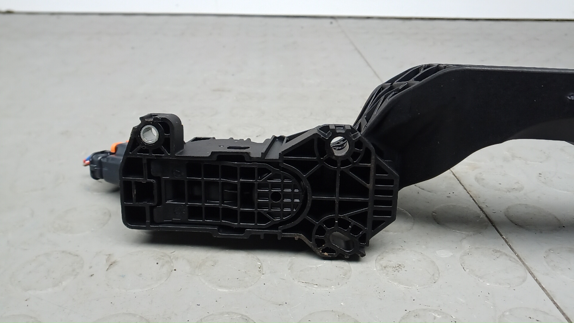 Педаль газа