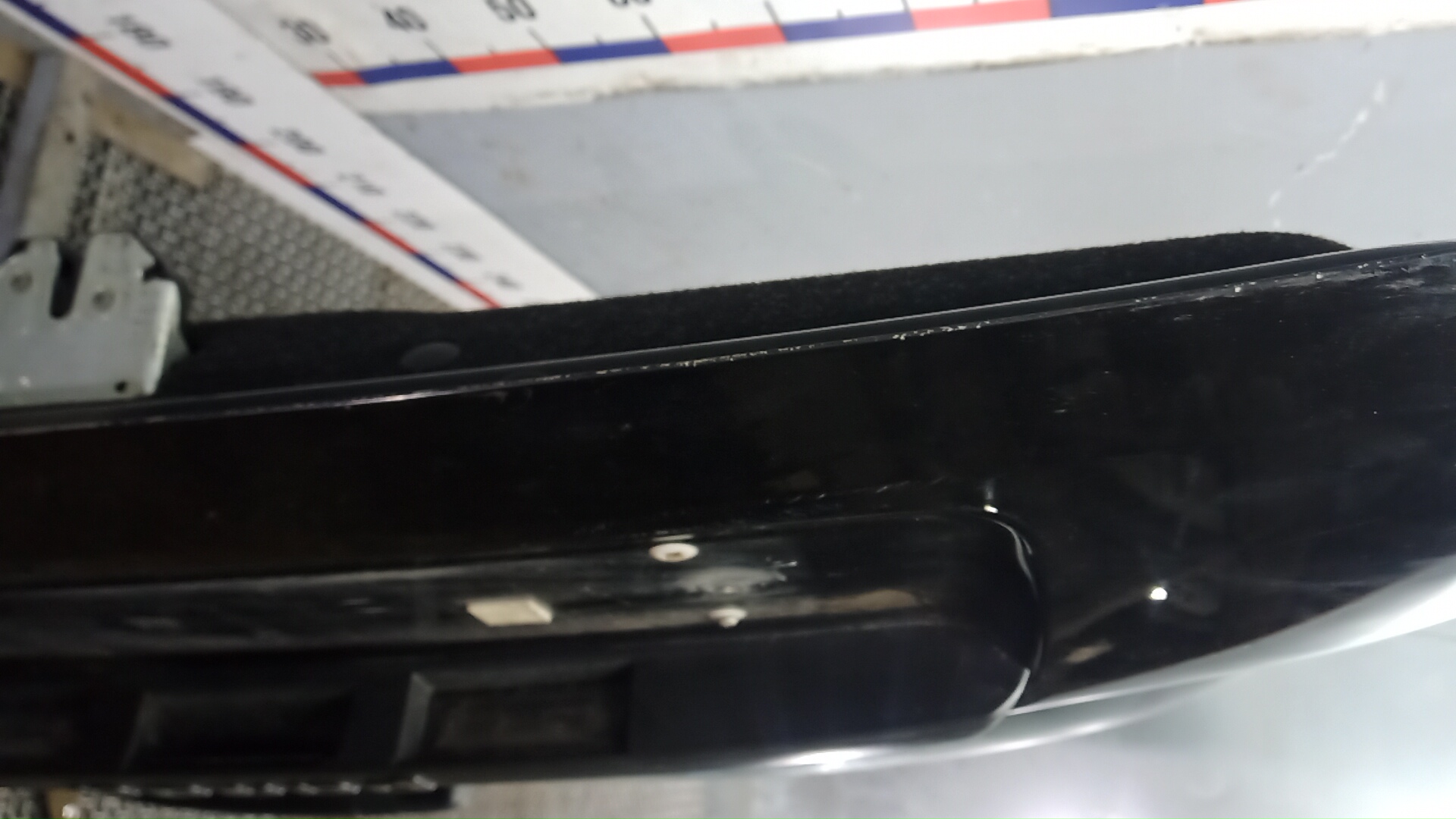 Дверь багажника