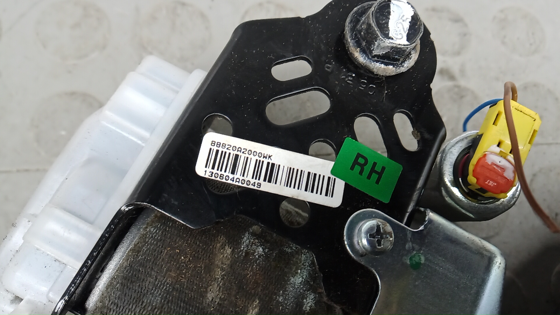 Ремень безопасности с пиропатроном