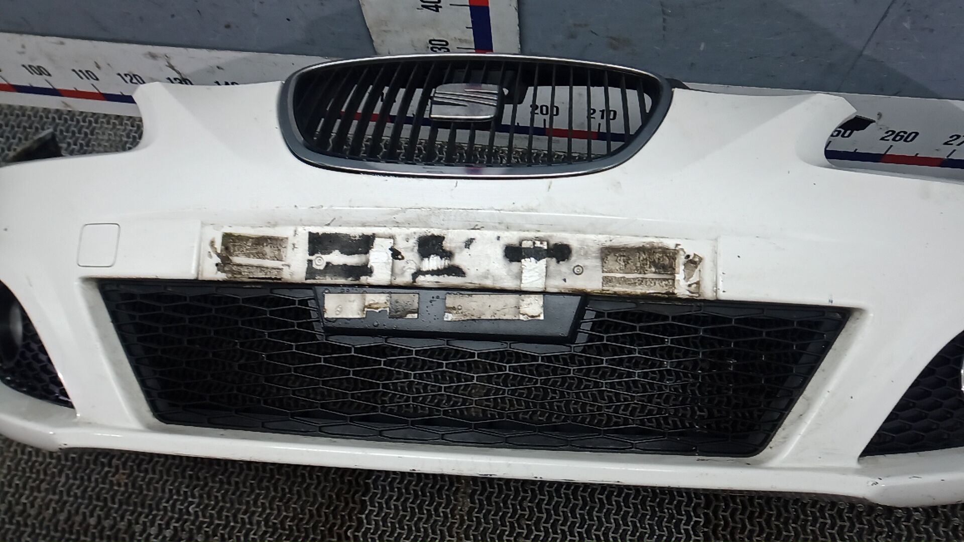 Бампер передний