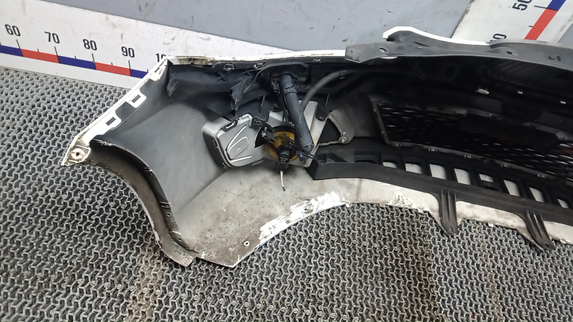 Бампер передний