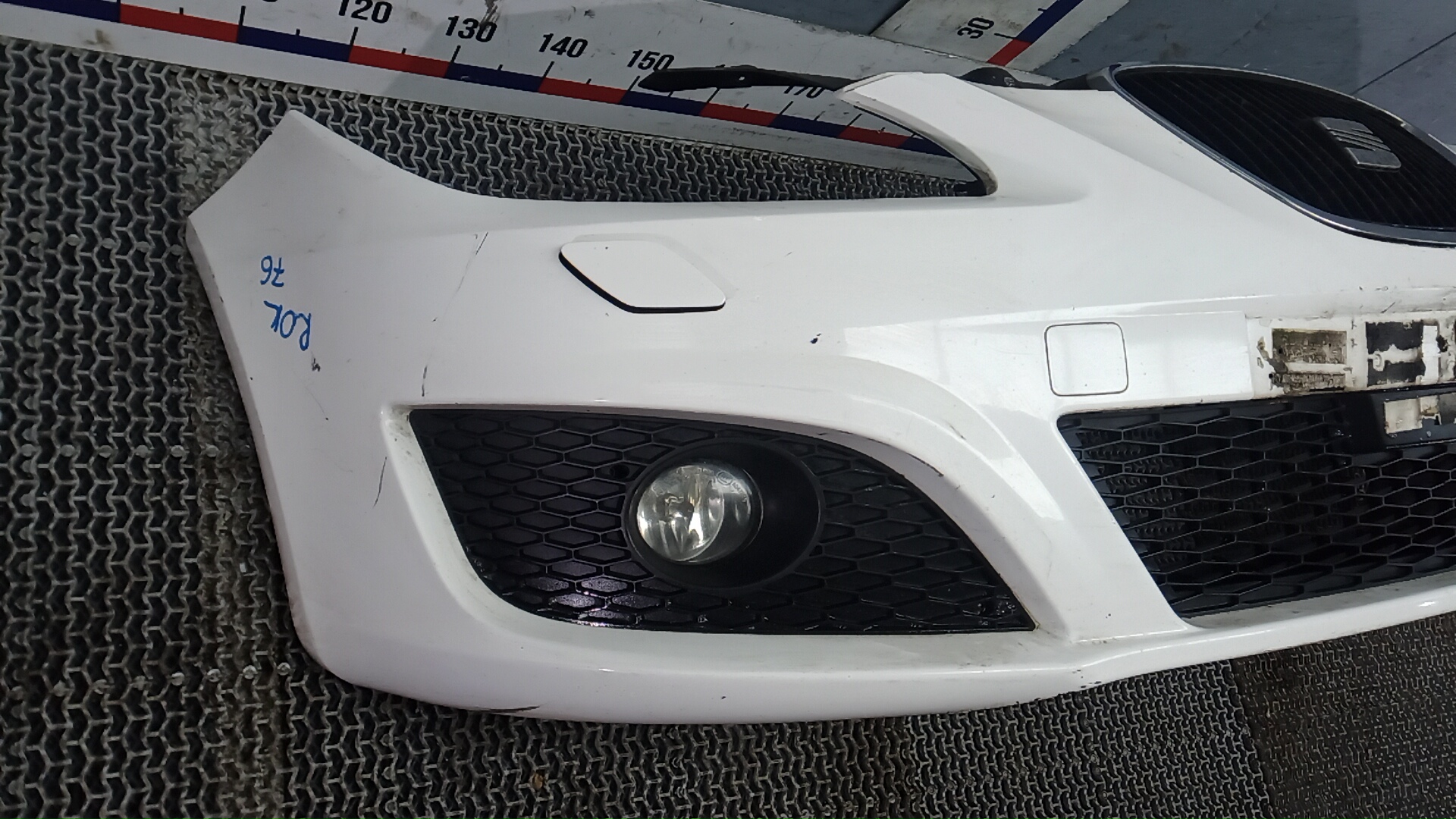 Бампер передний