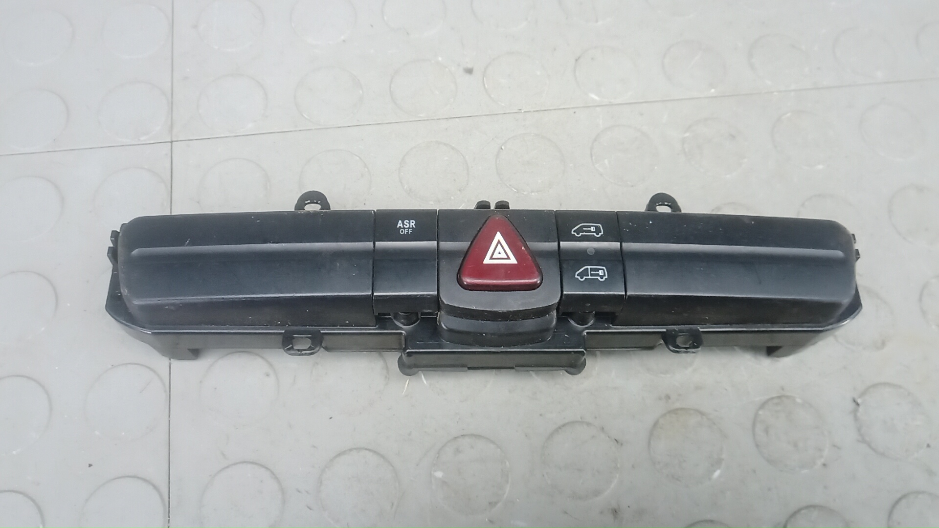 Кнопка аварийной остановки