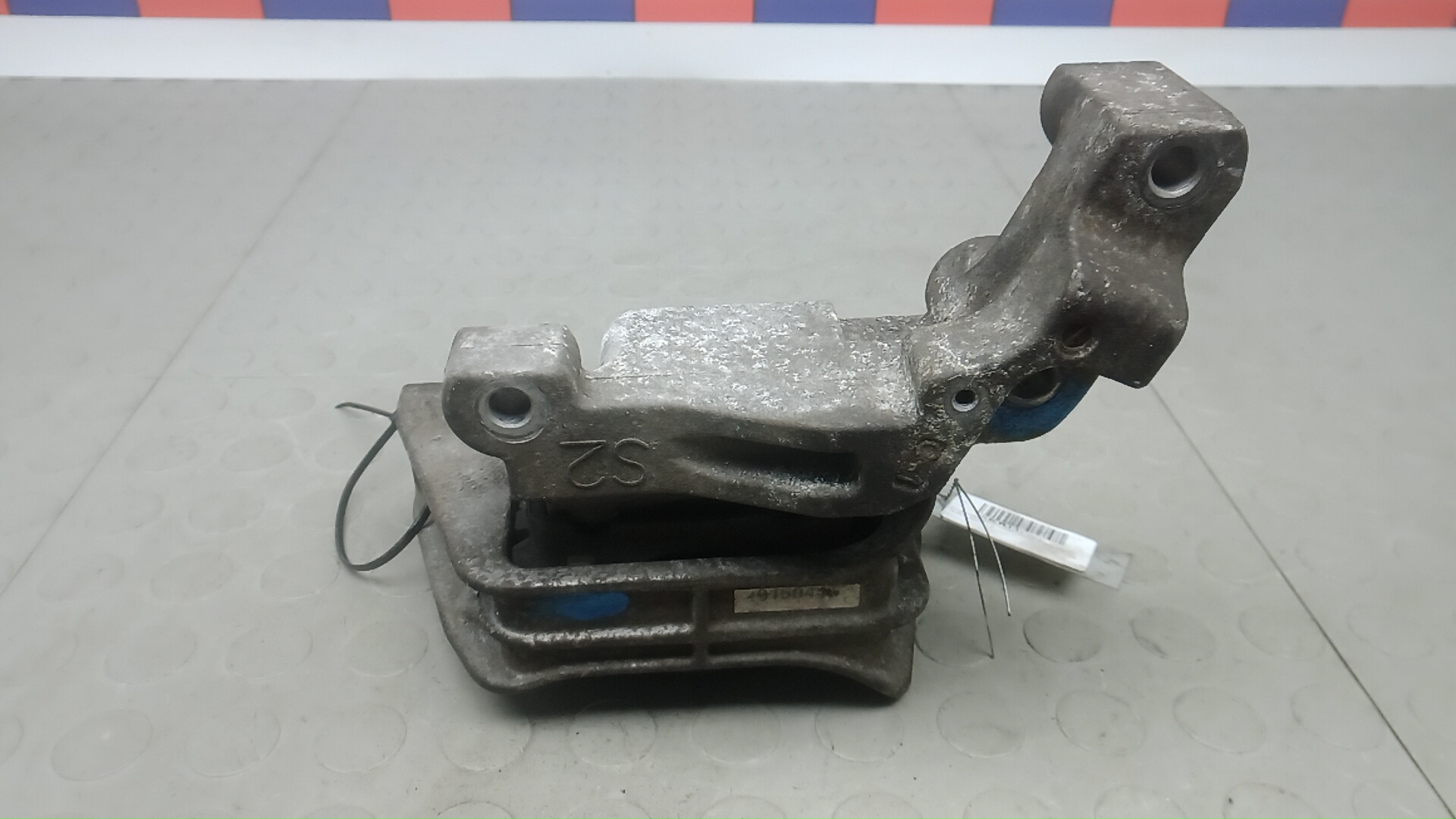 Опора двигателя